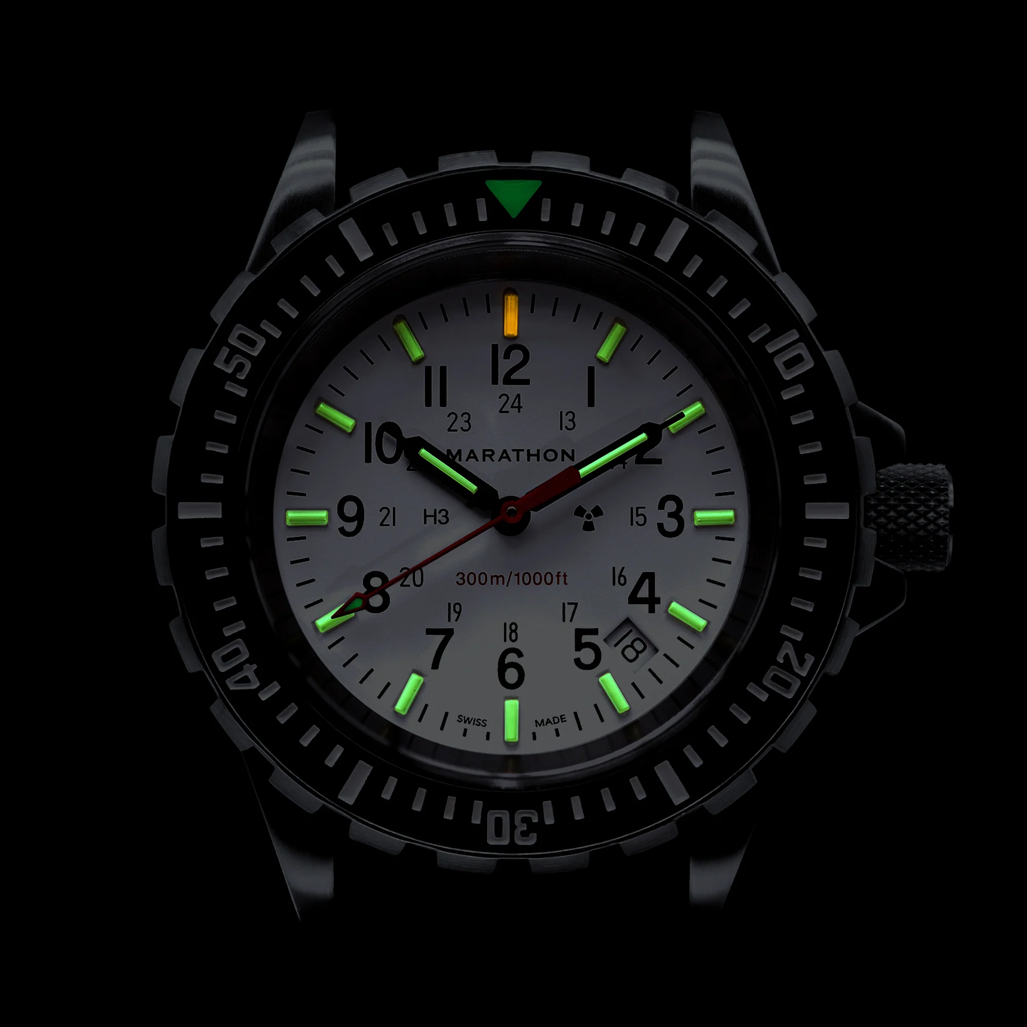 41mm Arctic Edition Large Diver's Quartz (TSAR) thumbnail 2