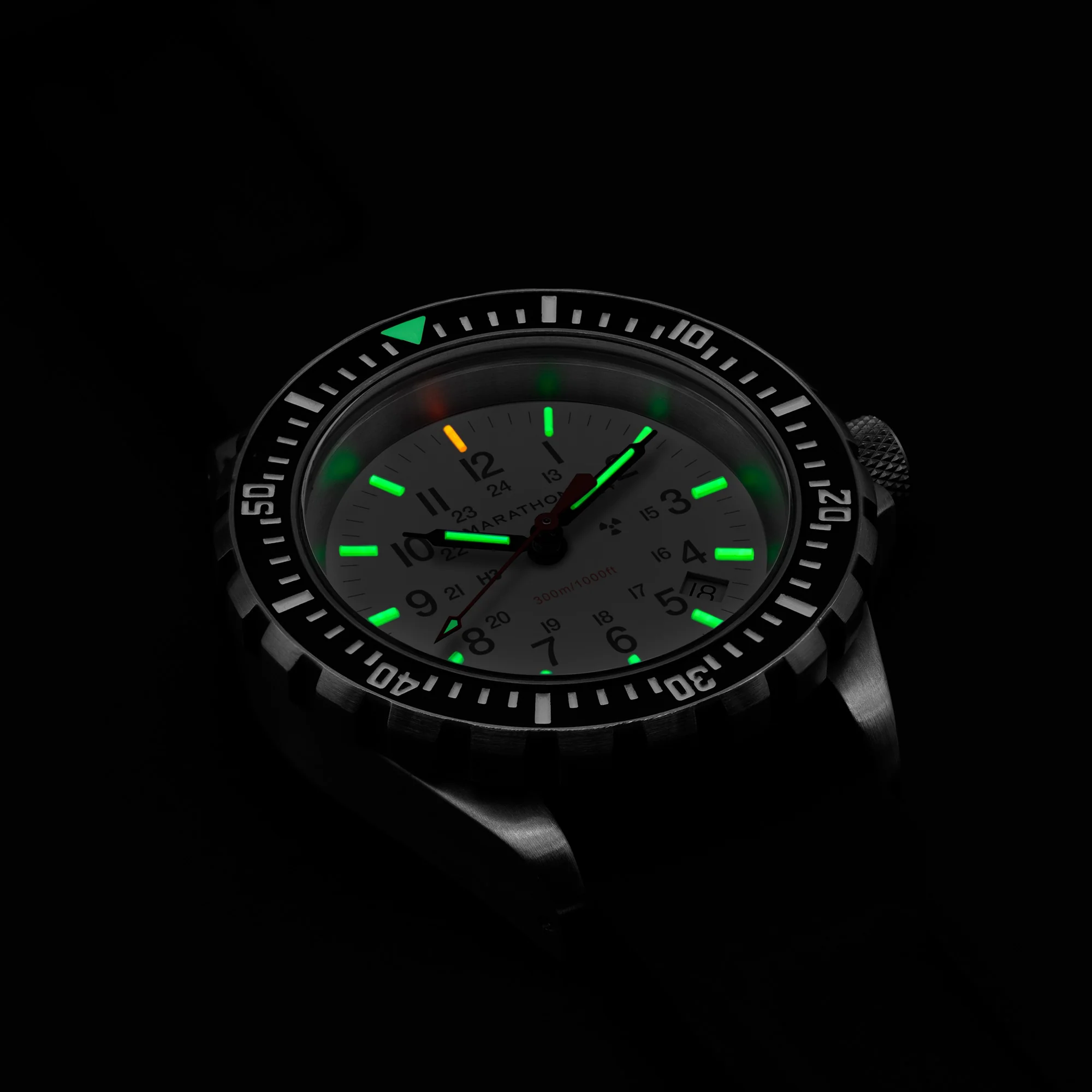 41mm Arctic Edition Large Diver's Quartz (TSAR) thumbnail 4