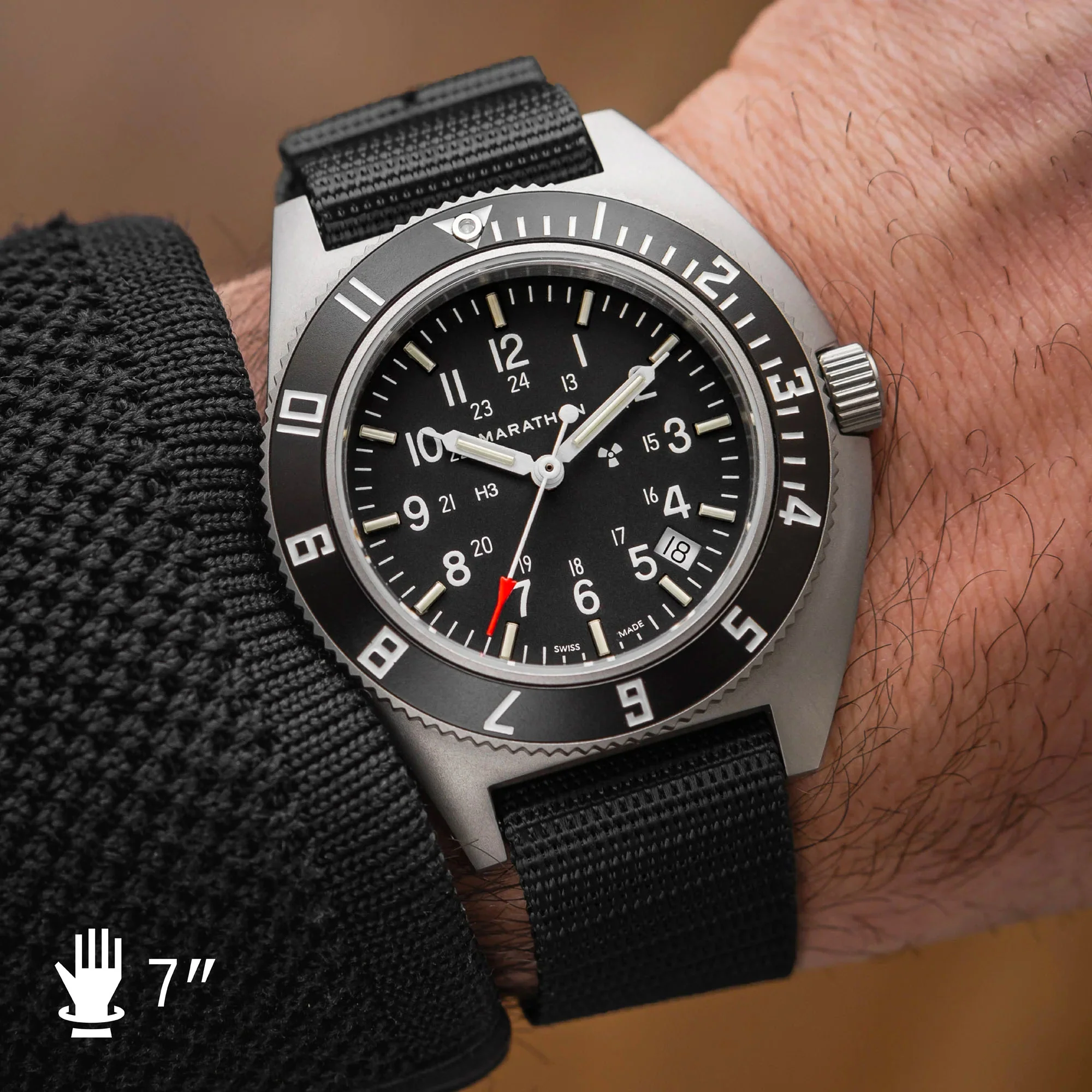 41mm Steel Navigator w/ Date (SSNAV-D) on Ballistic Nylon thumbnail 4