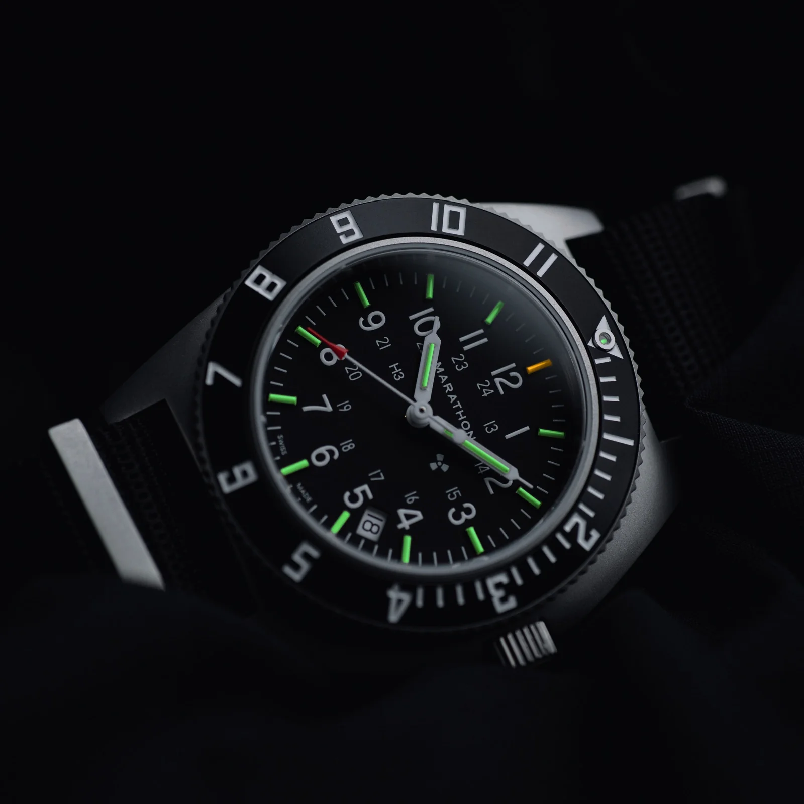 41mm Steel Navigator w/ Date (SSNAV-D) on Nylon DEFSTAN thumbnail 2