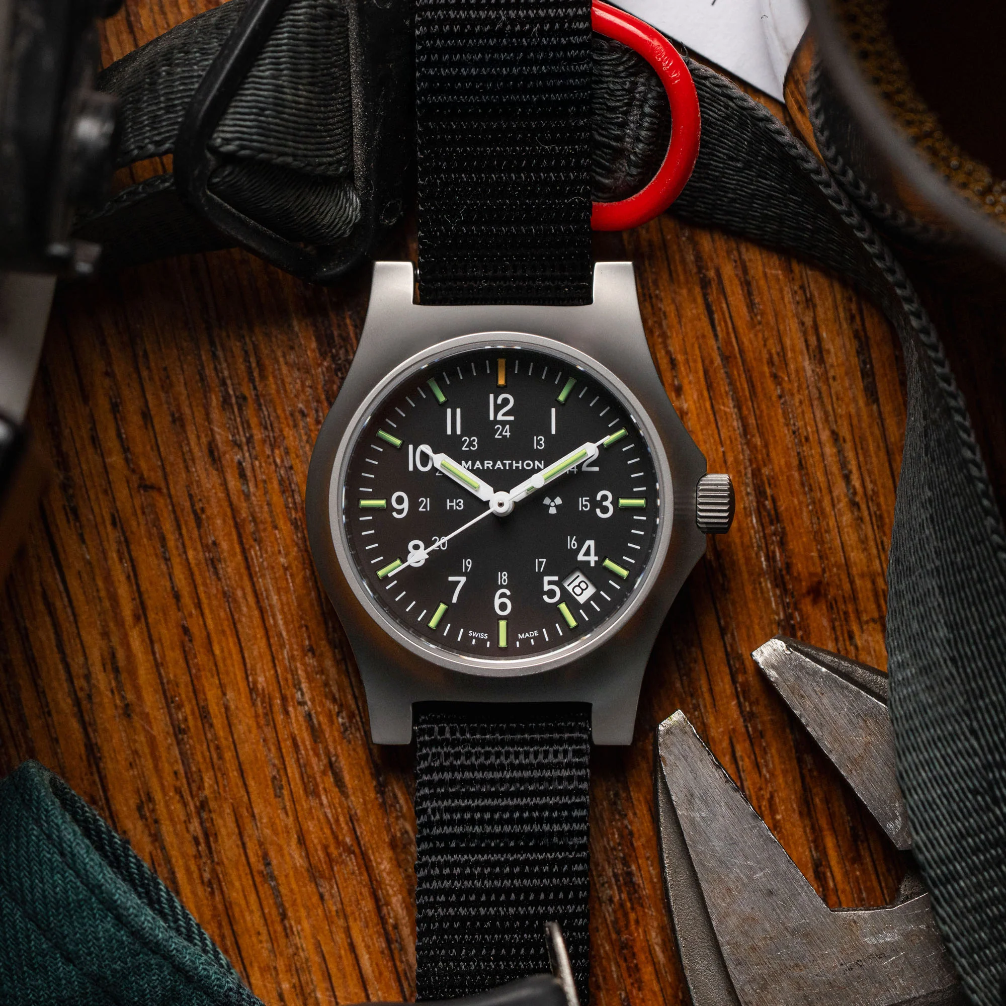 36mm Officer's Quartz w/ Date (GPQ-D) thumbnail 4