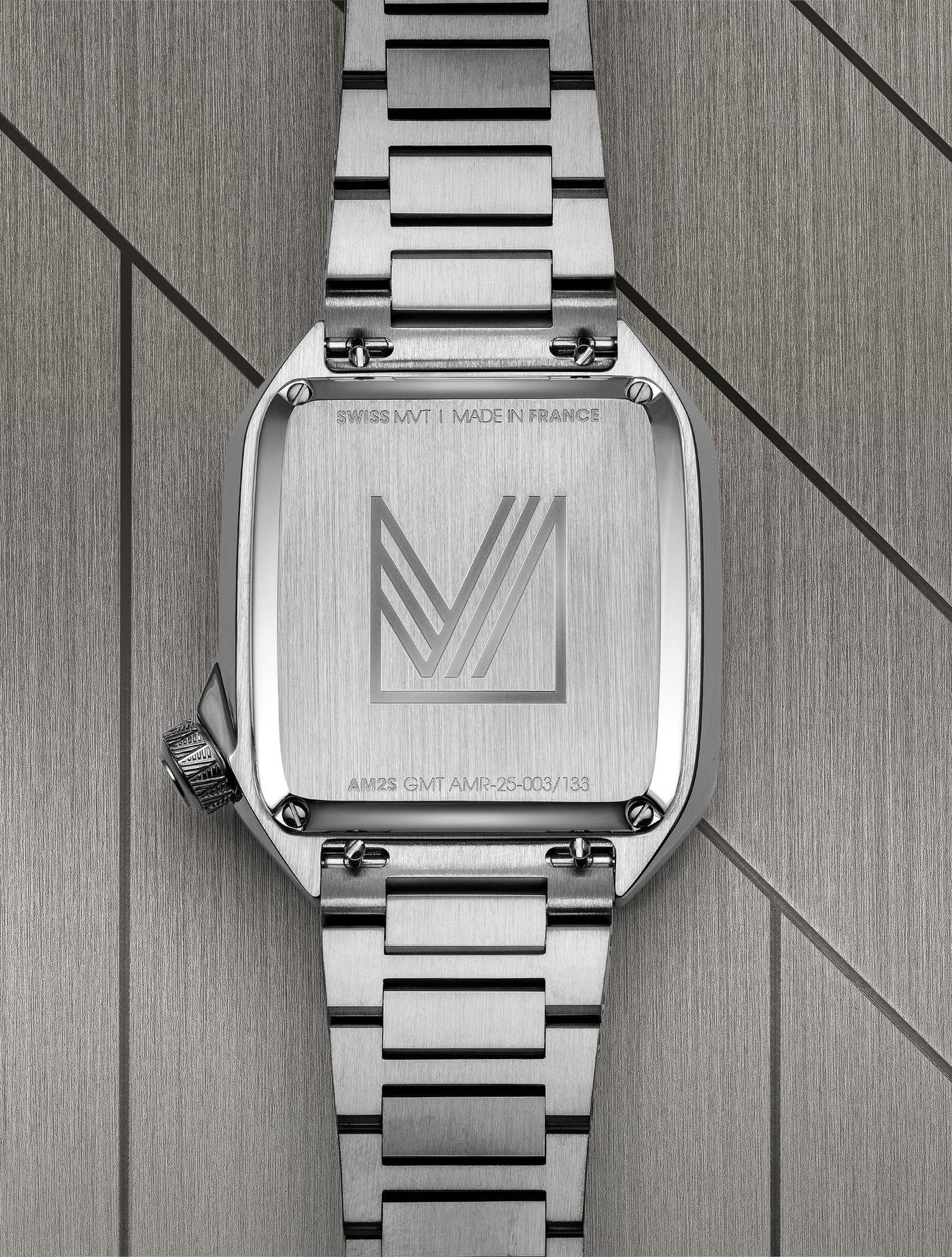 AM2 SLIM GMT AUTOMATIC Millesime March 2025 thumbnail 4