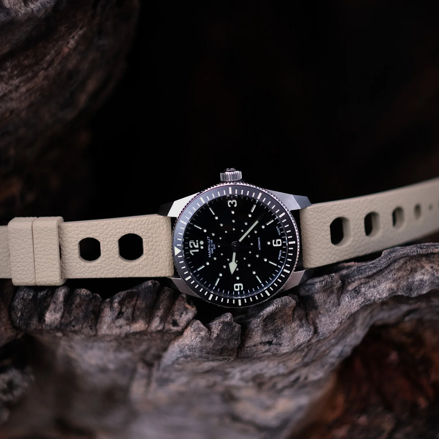 Marnaut Dark Surge 300T (Two Tone) Gen 2 thumbnail 4
