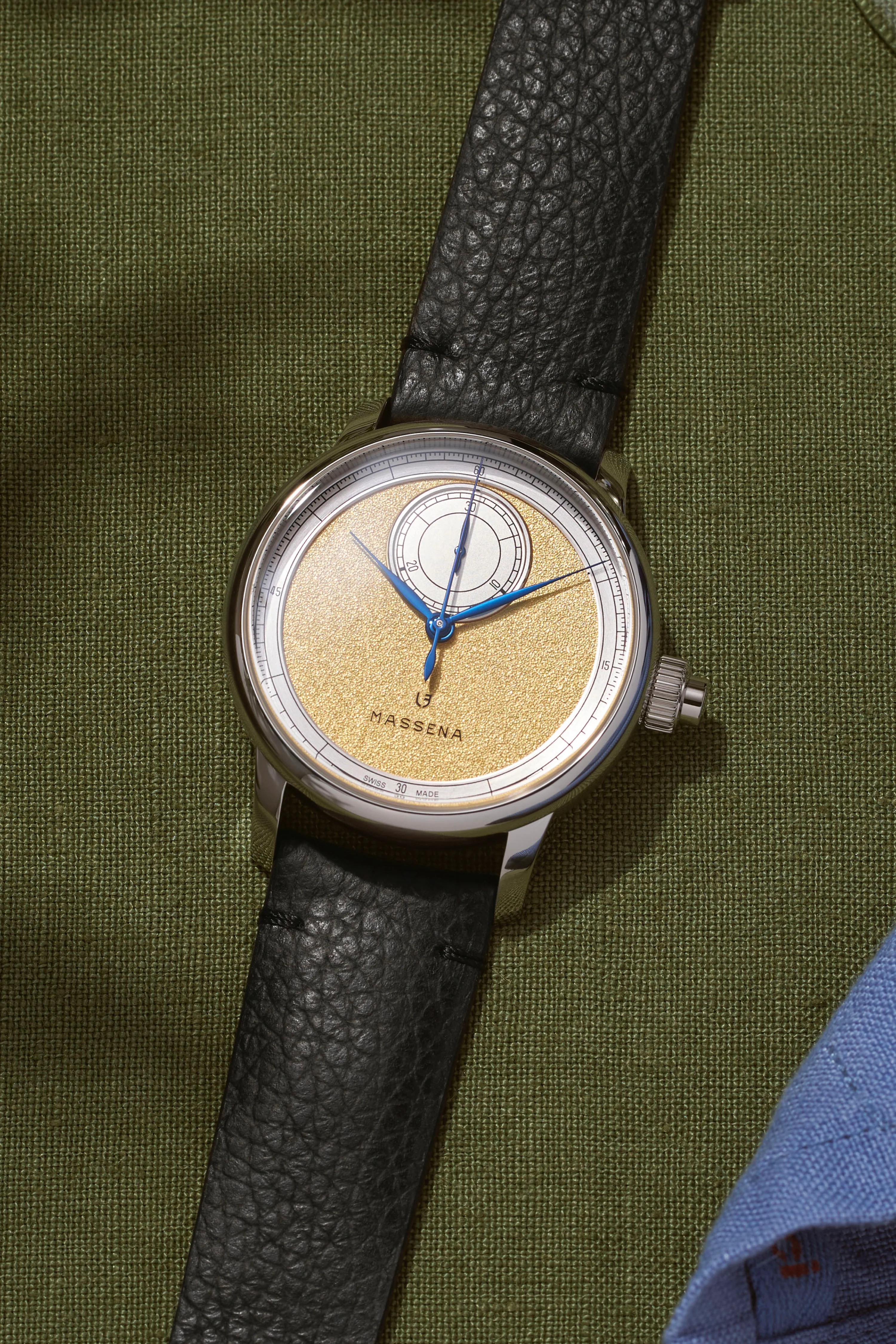 Le Chronographe Monopoussoir Louis Erard x Massena LAB - Gold thumbnail 2