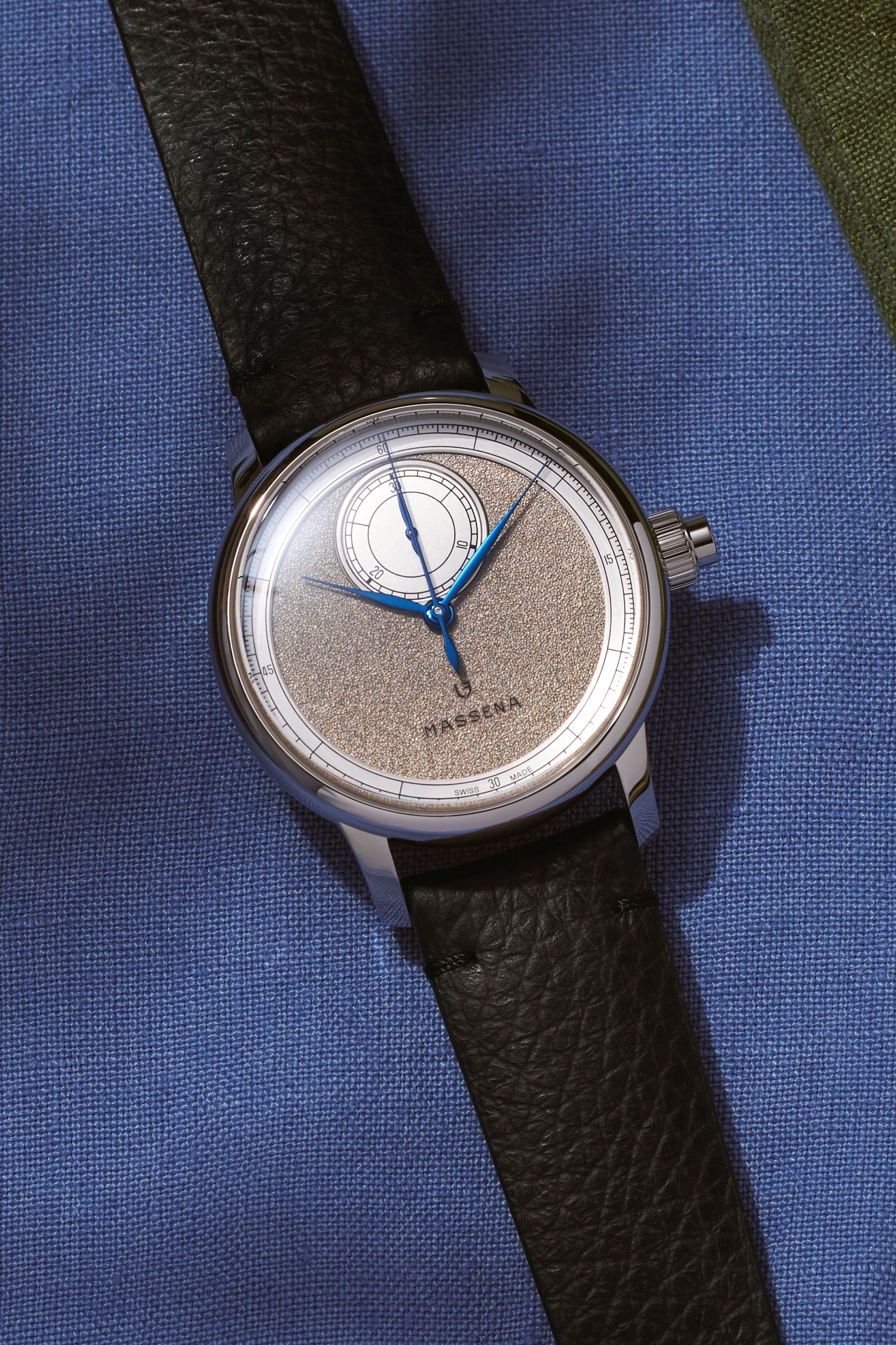 Le Chronographe Monopoussoir Louis Erard x Massena LAB - Rhodium thumbnail 2
