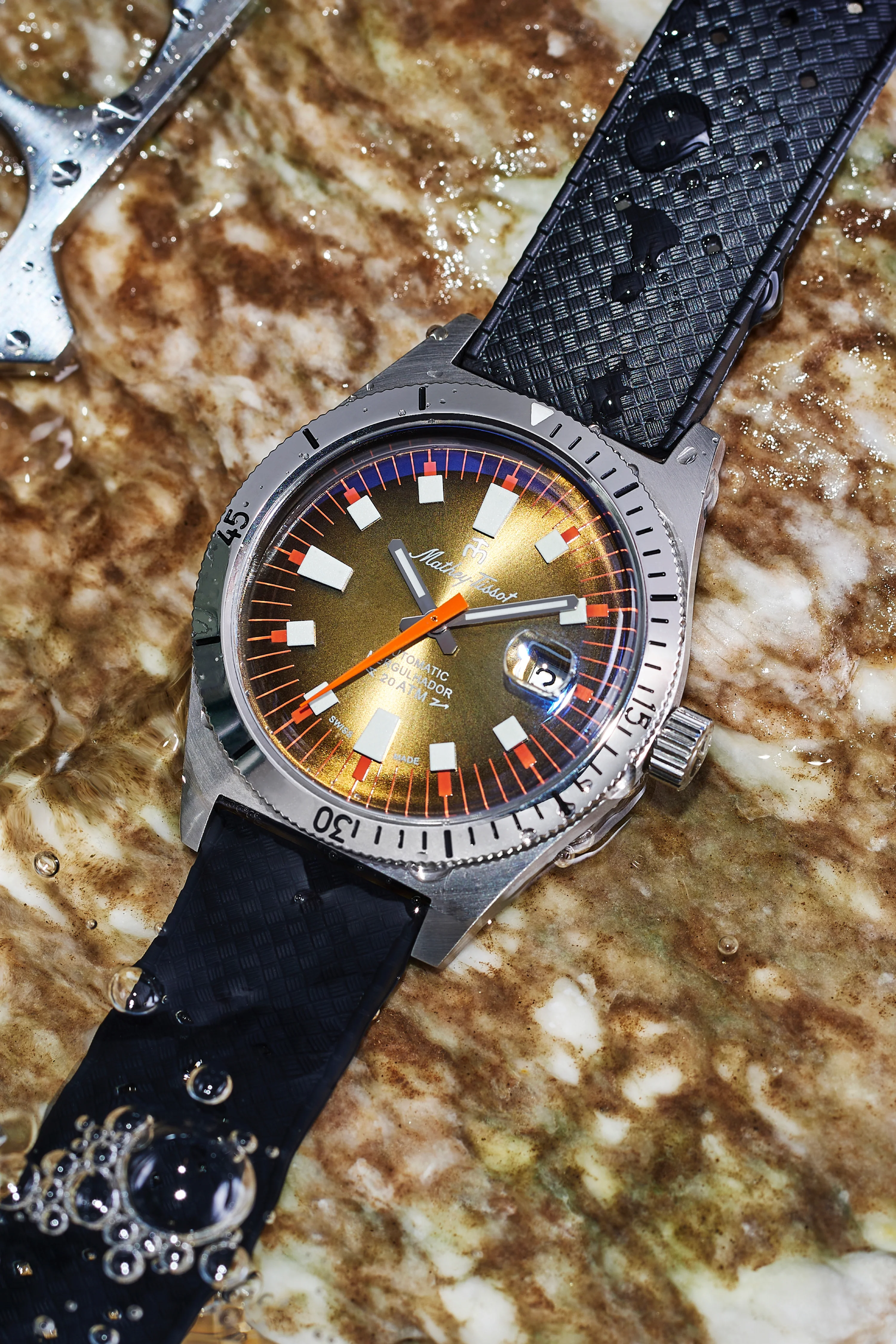 Mathey-Tissot x Massena LAB Mergulhador Skin Diver thumbnail 2