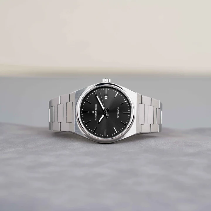 Momentum Auto - Black
