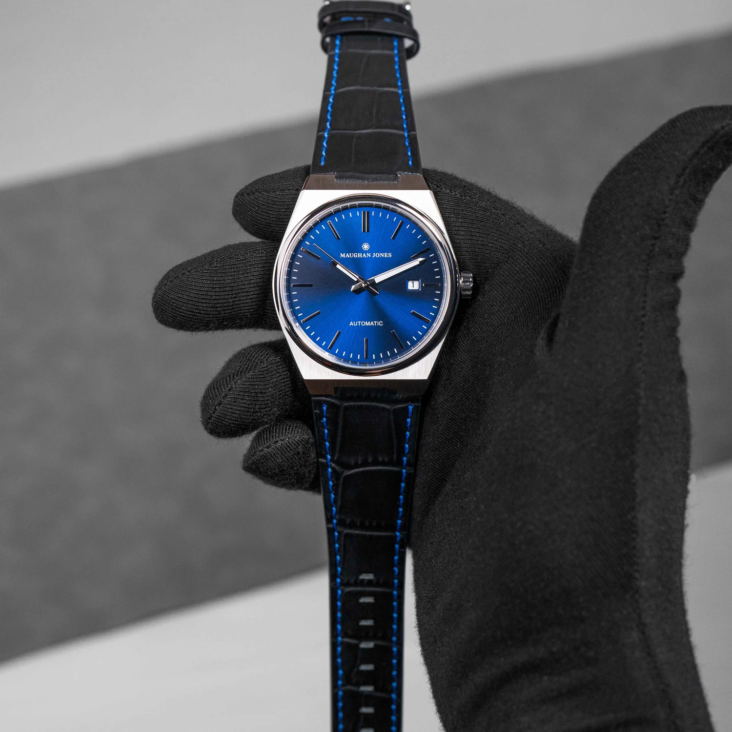 Momentum Auto - Blue