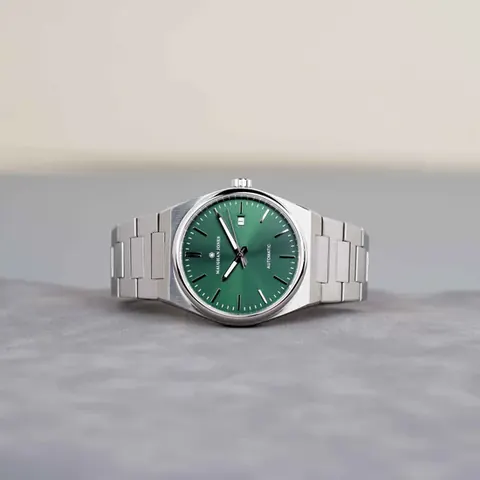 Momentum Auto - Green