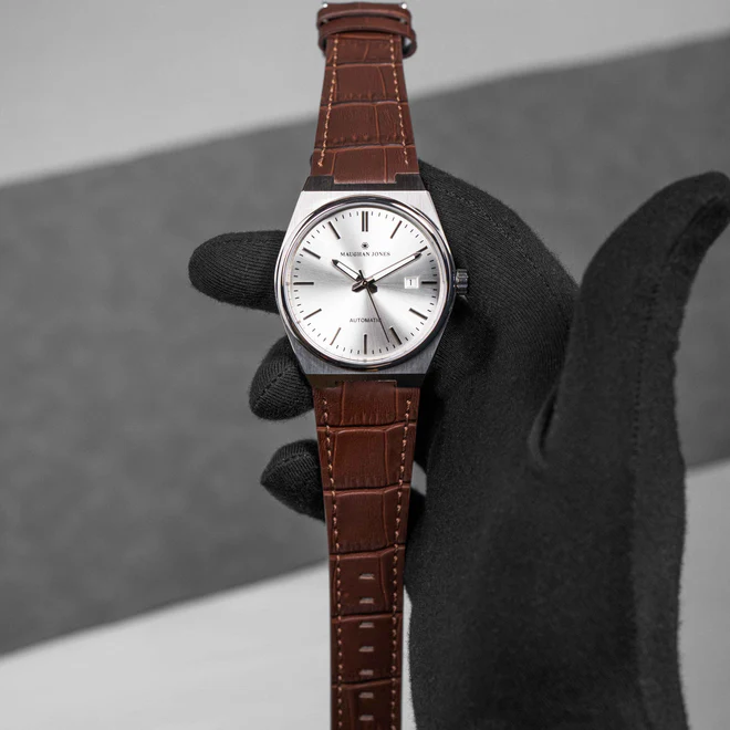 Momentum Auto - White thumbnail 2