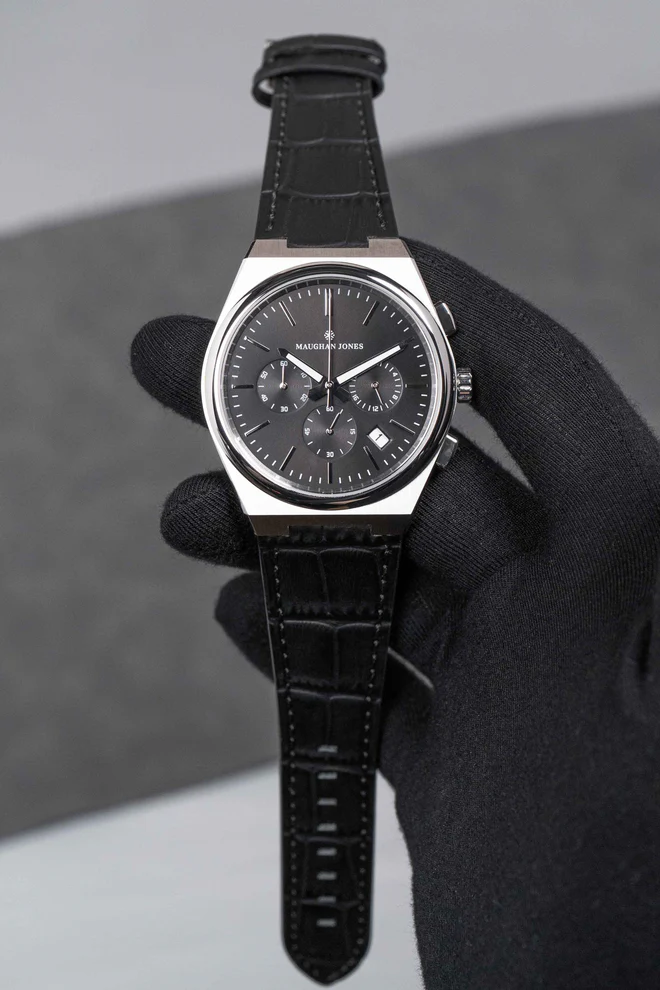 Momentum Chrono - Black