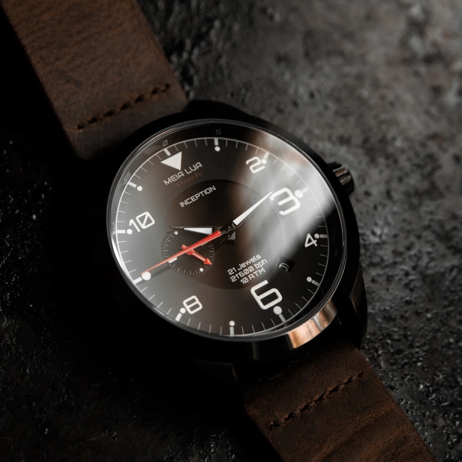DEEPMOON BLACK | Distressed Brown Leather thumbnail 4