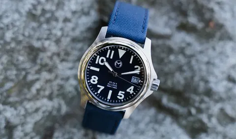 Atlas Eclipse Solar Blue Dial [38mm]
