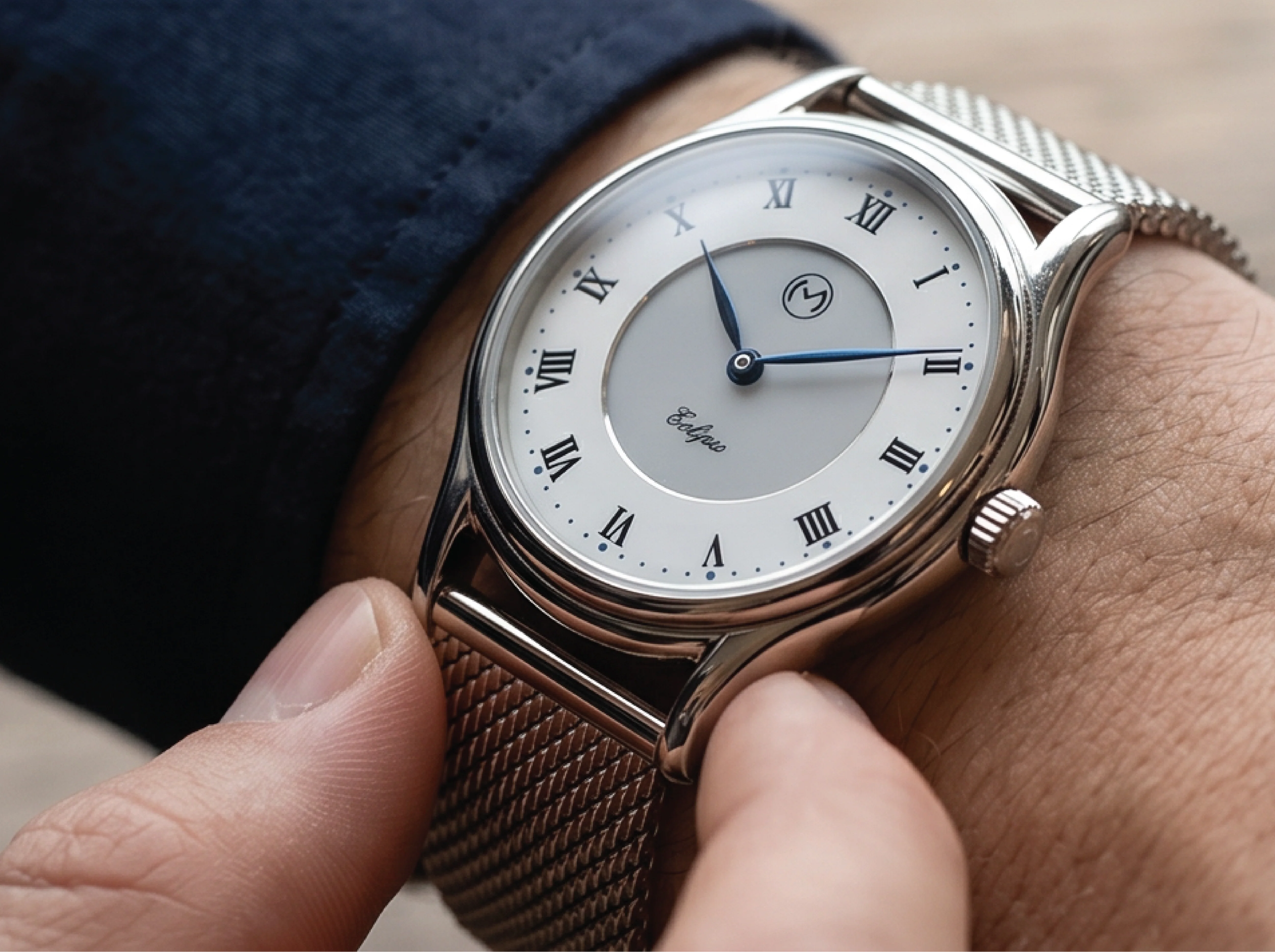 Lugano Eclipse Solar 36 MM Steel + Free Leather Band thumbnail 3