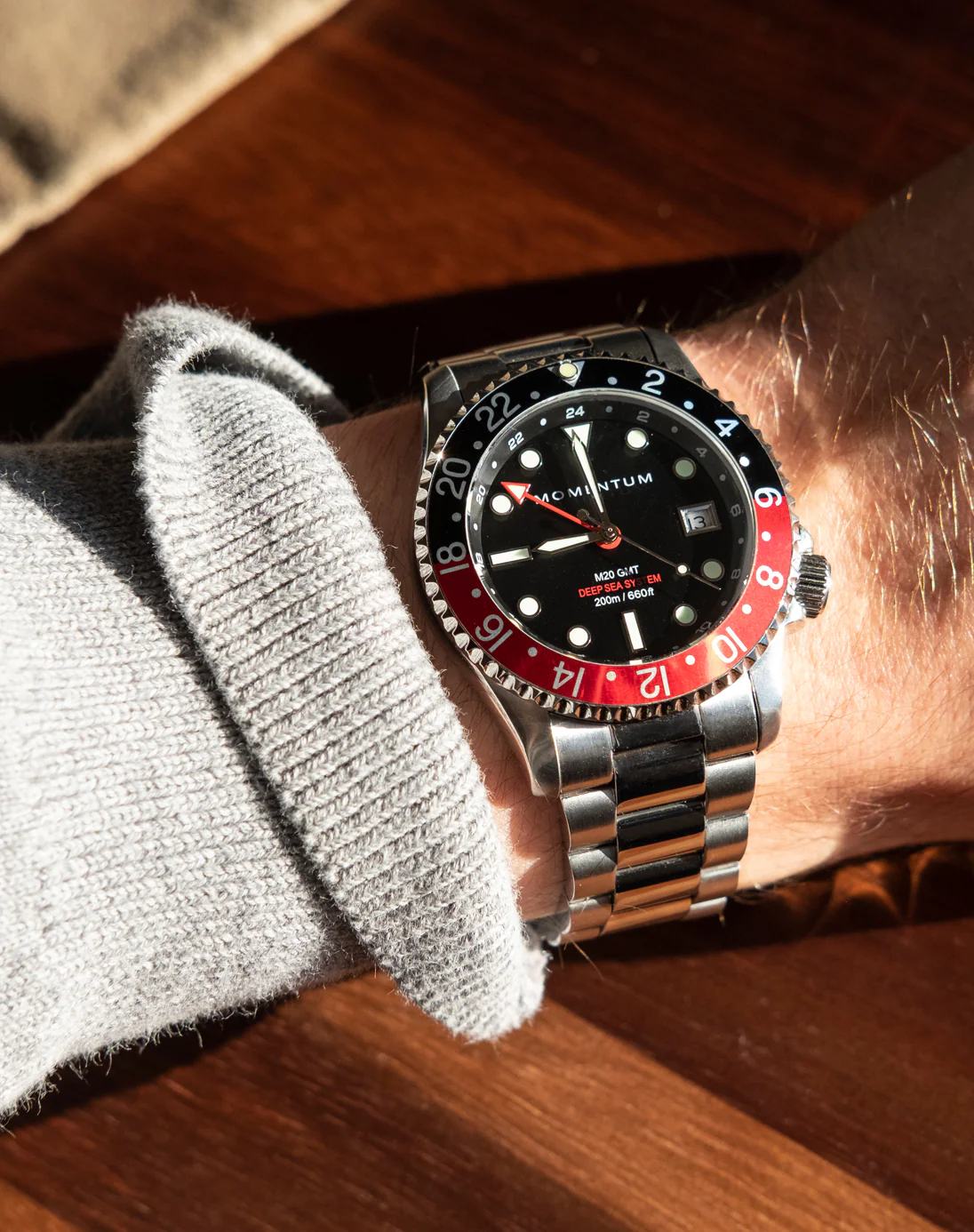 M20 GMT [42MM] thumbnail 2