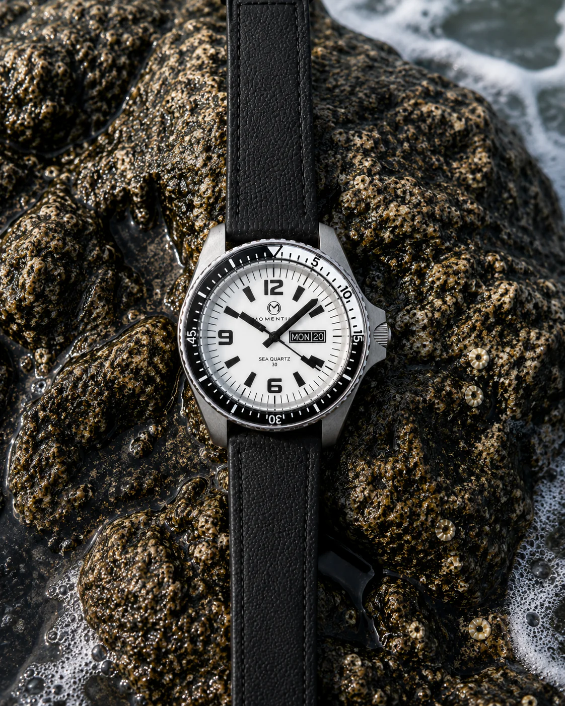 Sea Quartz 'Orca' Full Lume [42mm] thumbnail 2