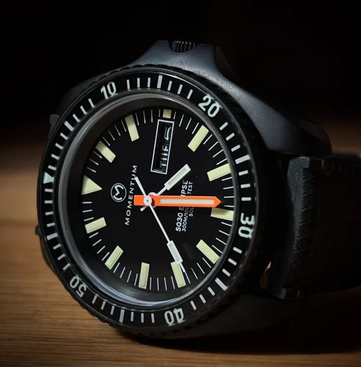 Sea Quartz 30 Eclipse - Solar Black-Ion [42mm] thumbnail 2