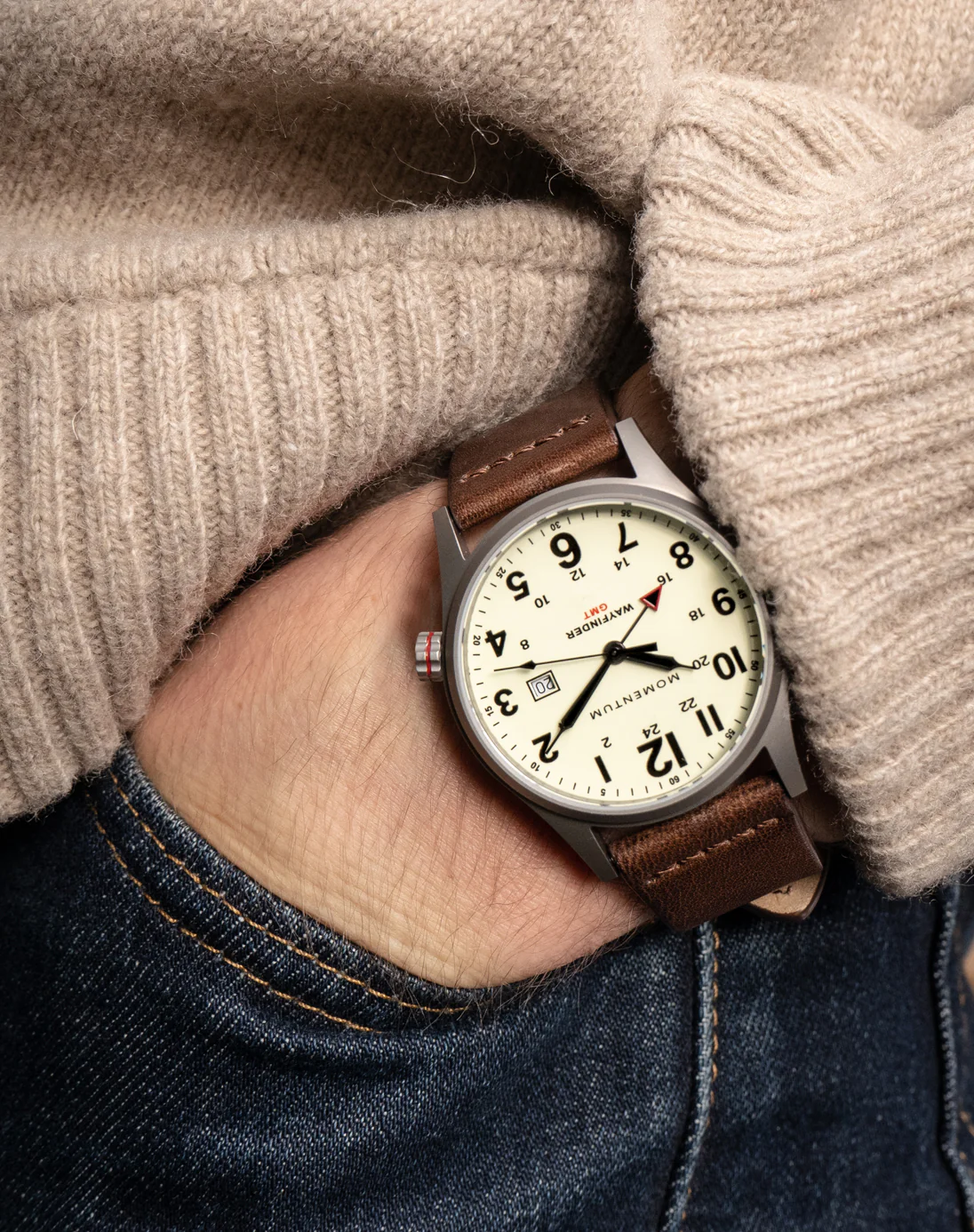 Wayfinder GMT [40mm] - White Full Lume thumbnail 3