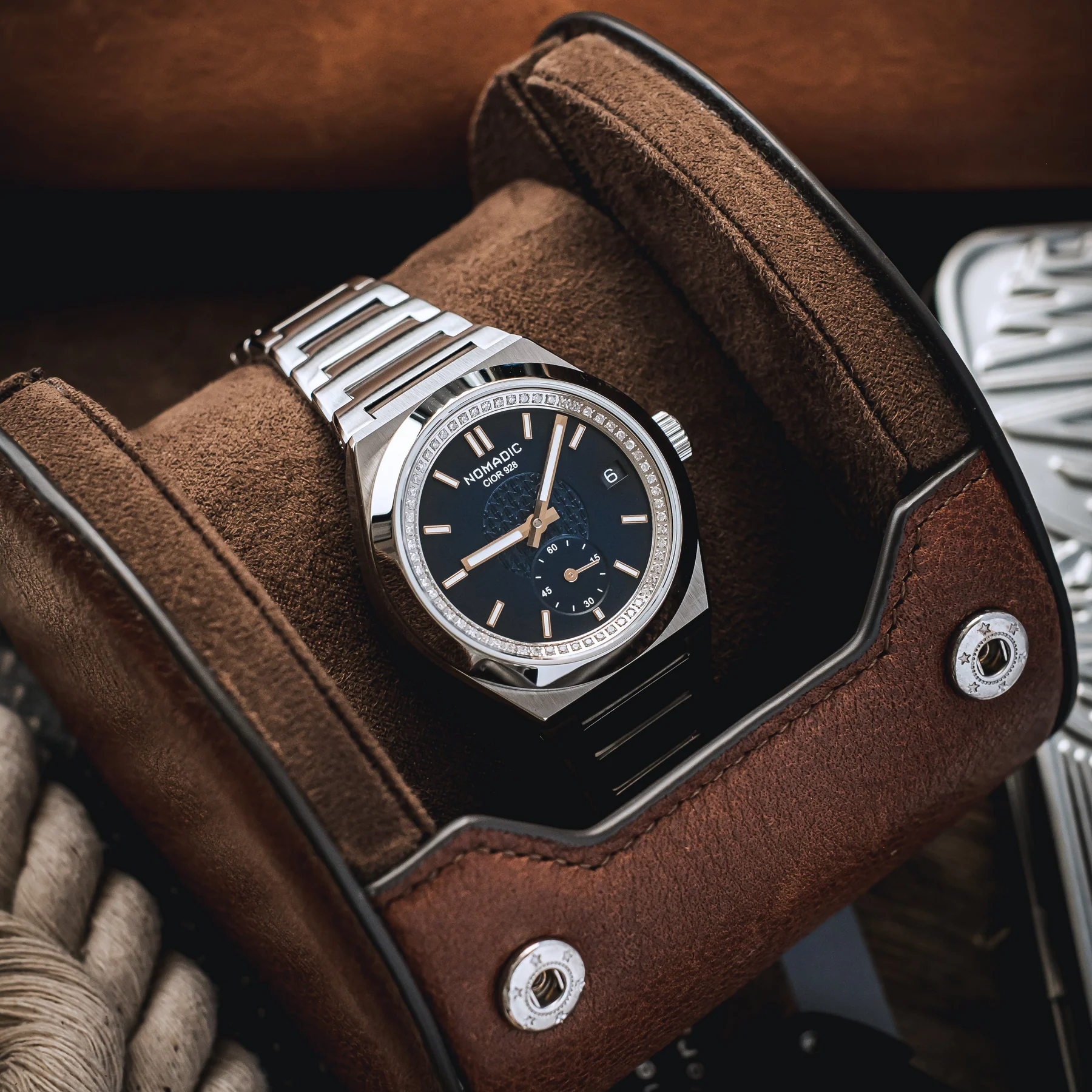 Cíor 928 - Navy and Gold with diamonds - Luxury Sports Watch (36mm) thumbnail 2