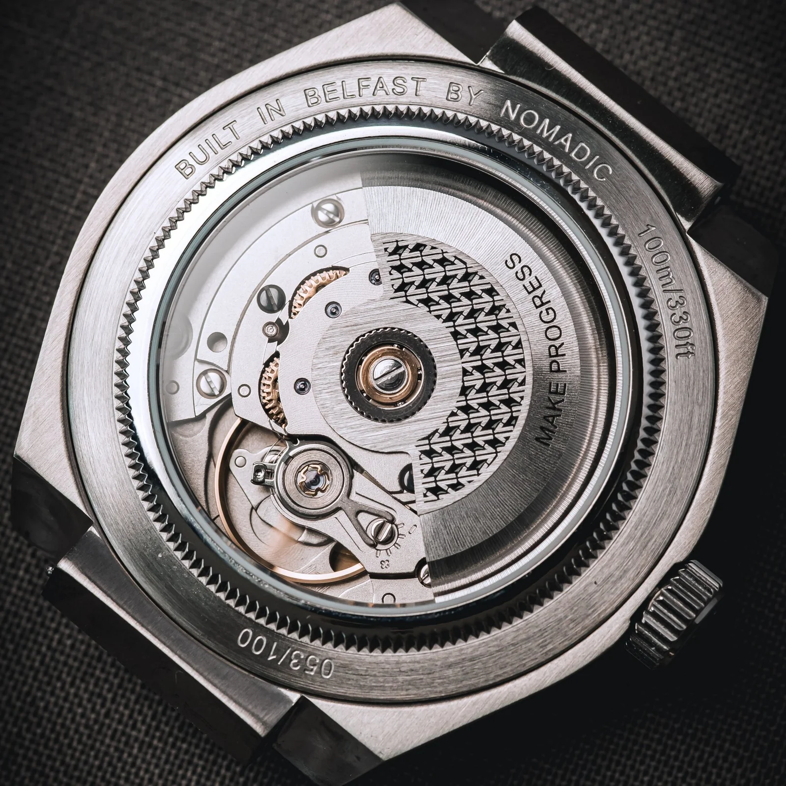 Cíor 928 - Rosé Horizon with diamonds - Luxury Sports Watch (36mm) thumbnail 2