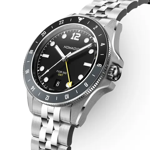 Fíor 555 - GMT Watch (41mm) - Pitch Black and Grey