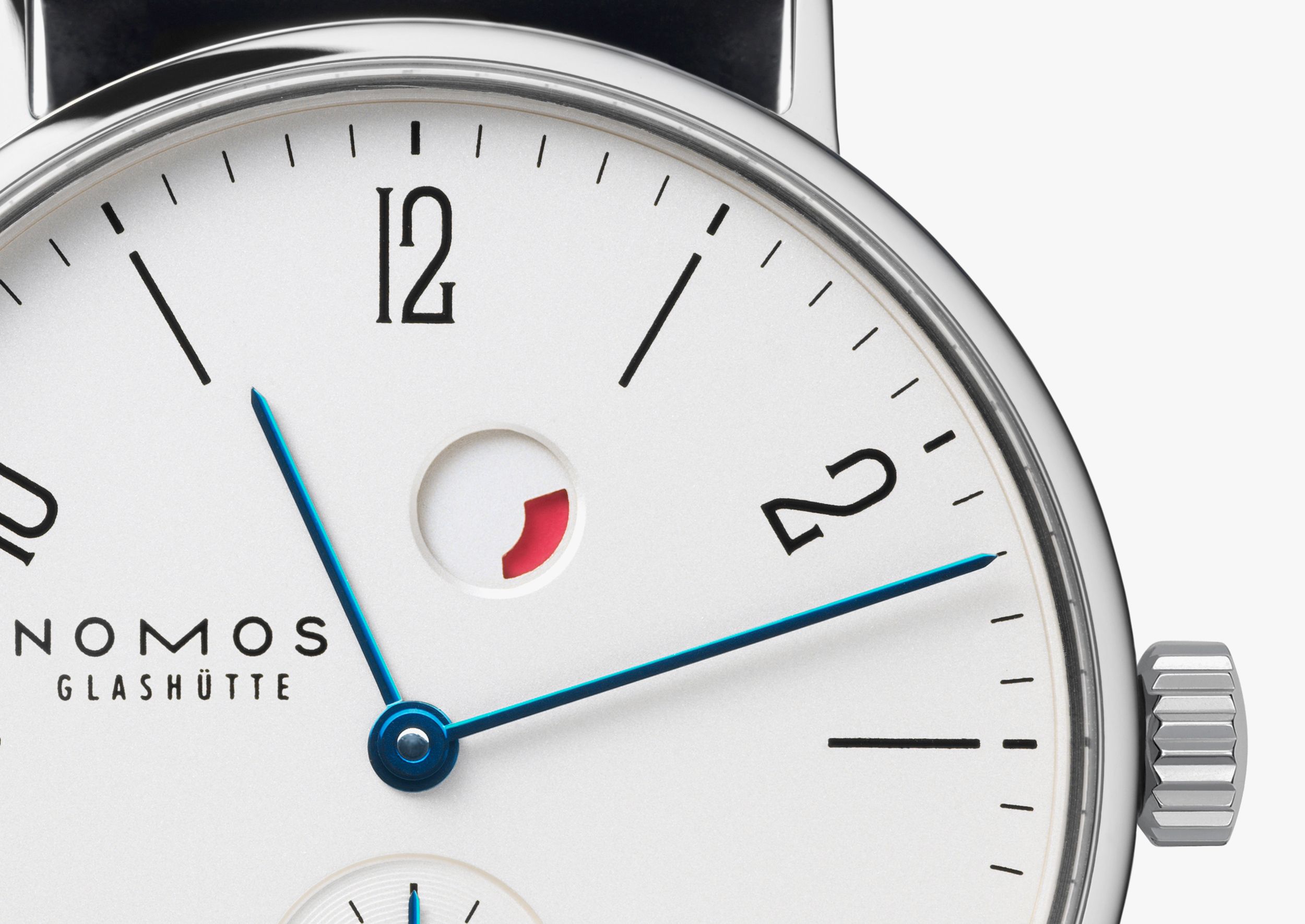 Tangente date power reserve thumbnail 3