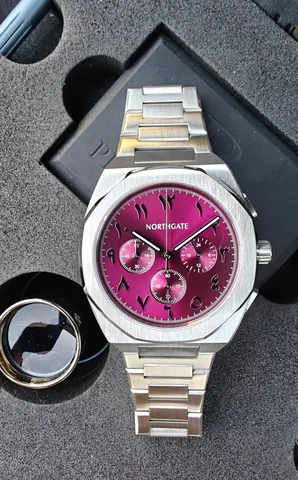 Club Chrono Shiny Cherry Chronograph Arabic version (40mm)