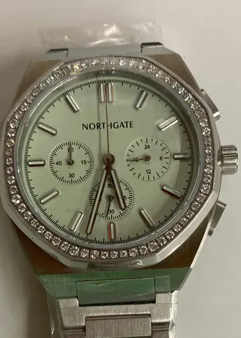 Club Exclusive Mastic Green Chrono Silver