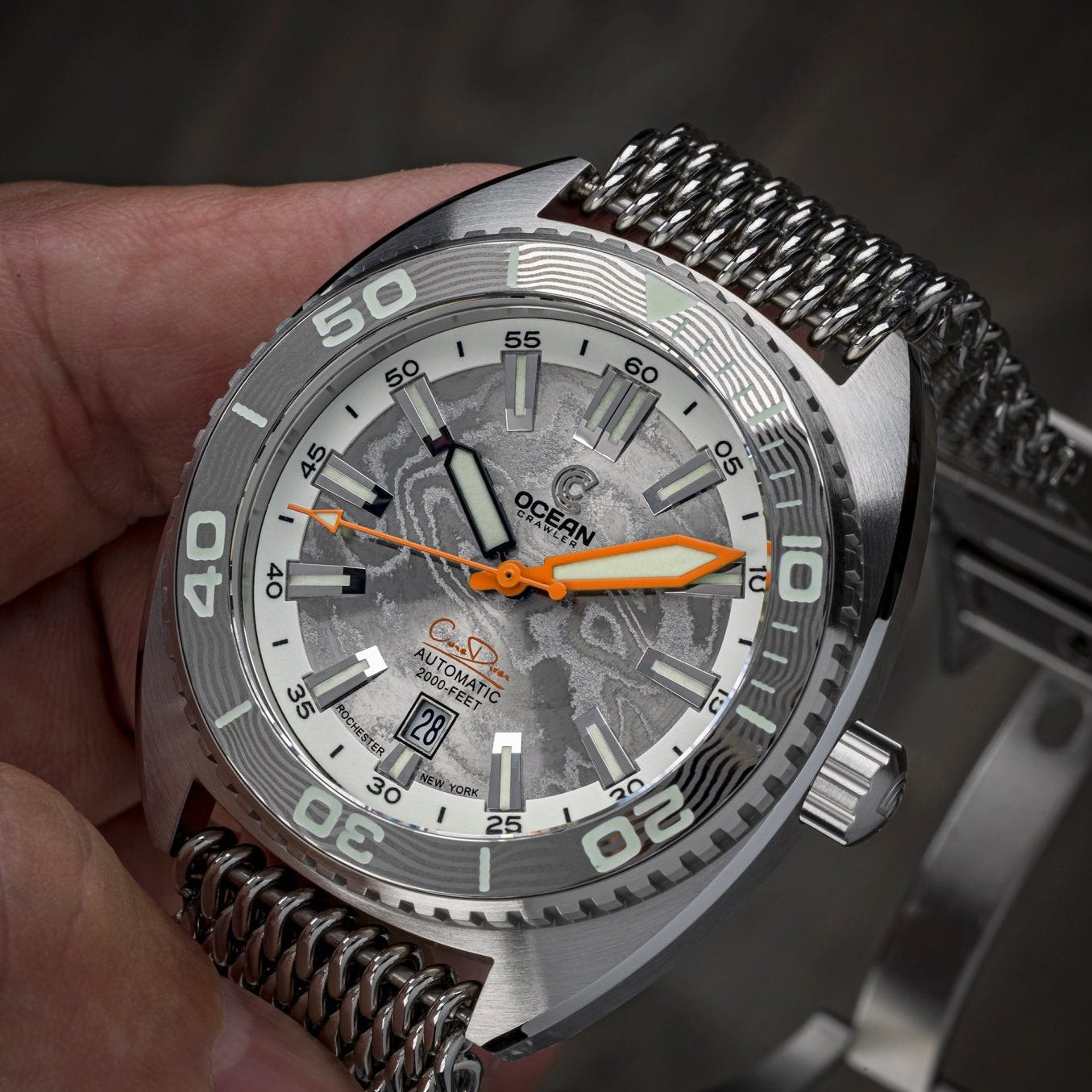 Core Diver - Damascus Steel - 2 Straps Included! thumbnail 5