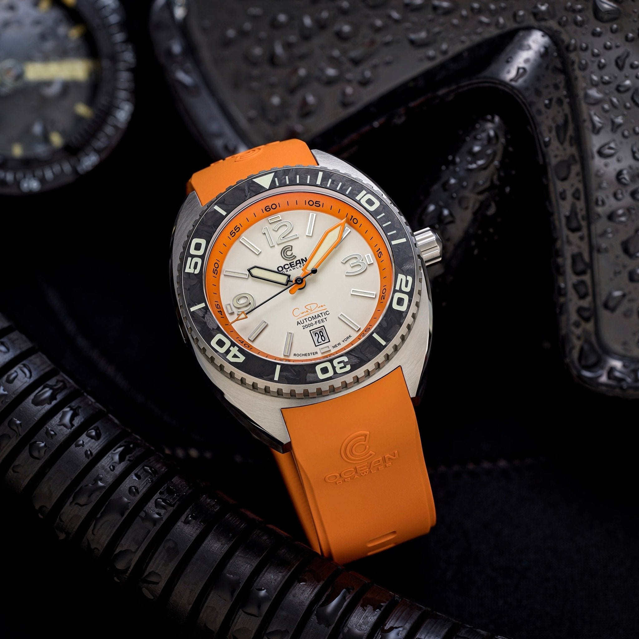 Core Diver - Eclipse Carbon - 2 Straps Included! thumbnail 4