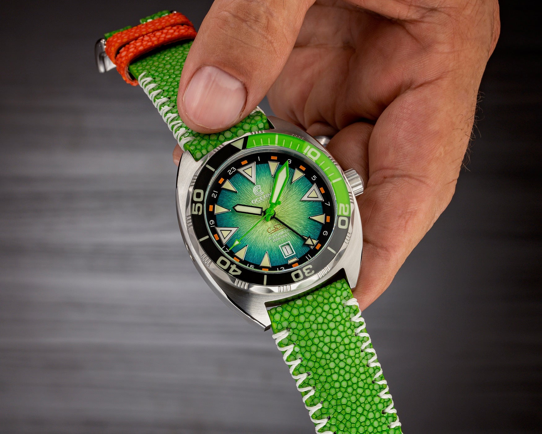 Core Diver GMT V3 - Green/Green thumbnail 2