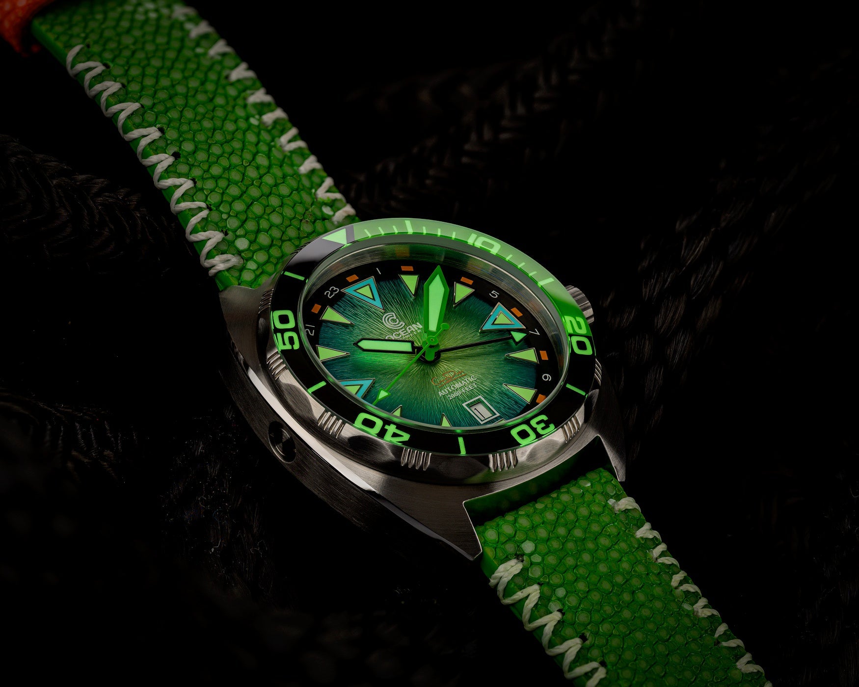 Core Diver GMT V3 - Green/Green thumbnail 3