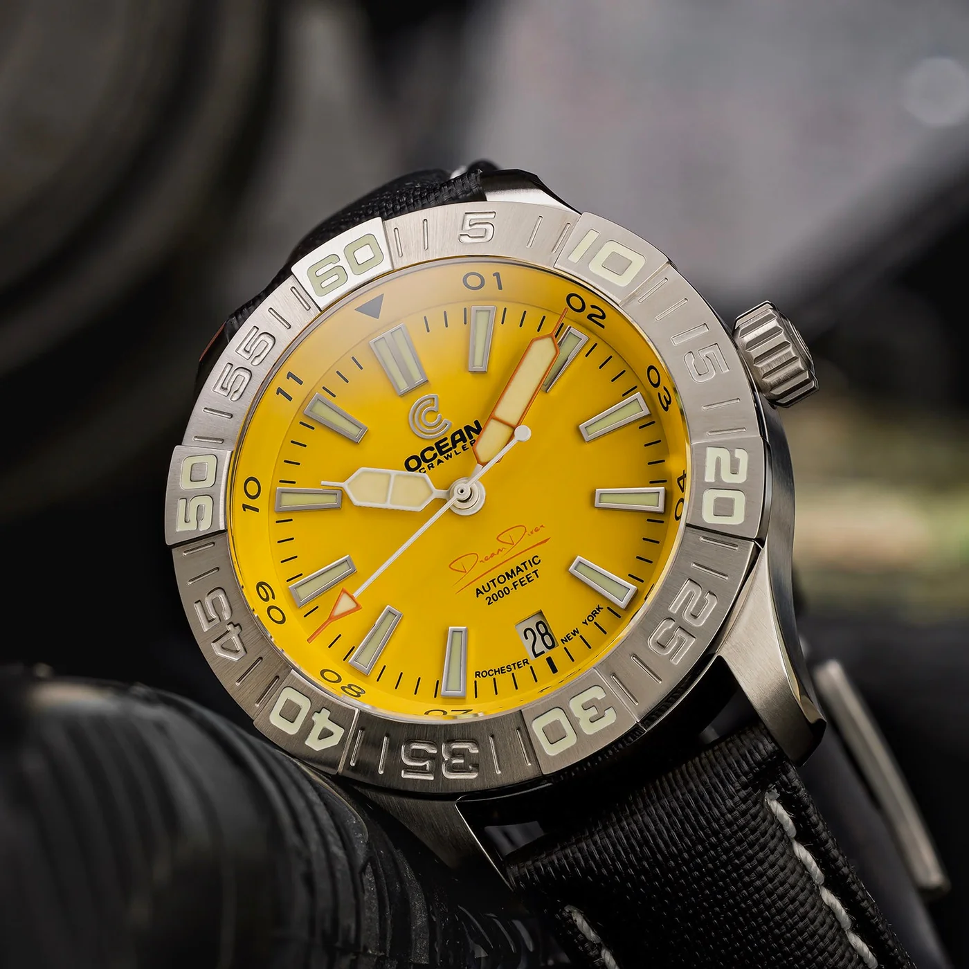 Dream Diver 2025 - Solar Shock Yellow thumbnail 2
