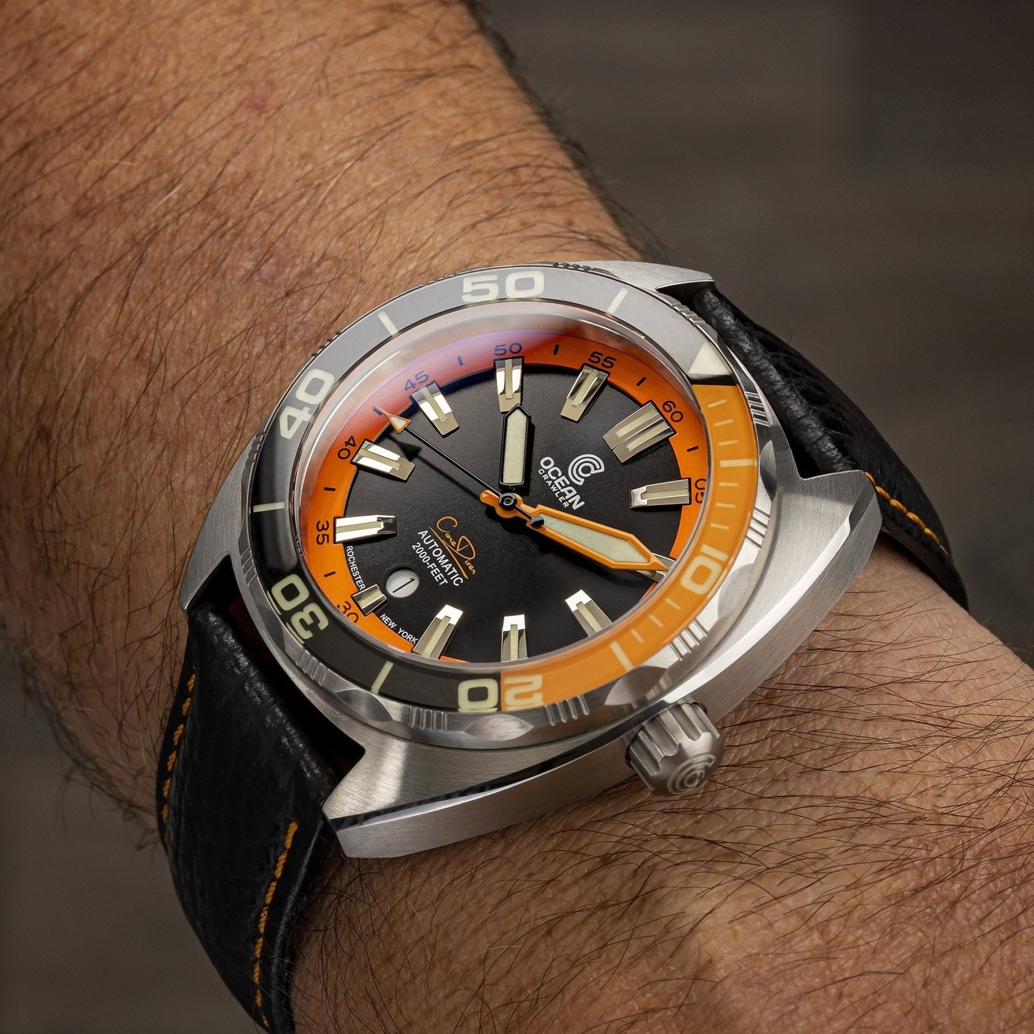 Ocean Crawler Core Diver - Black/Orange Chapter Ring - Sample thumbnail 4