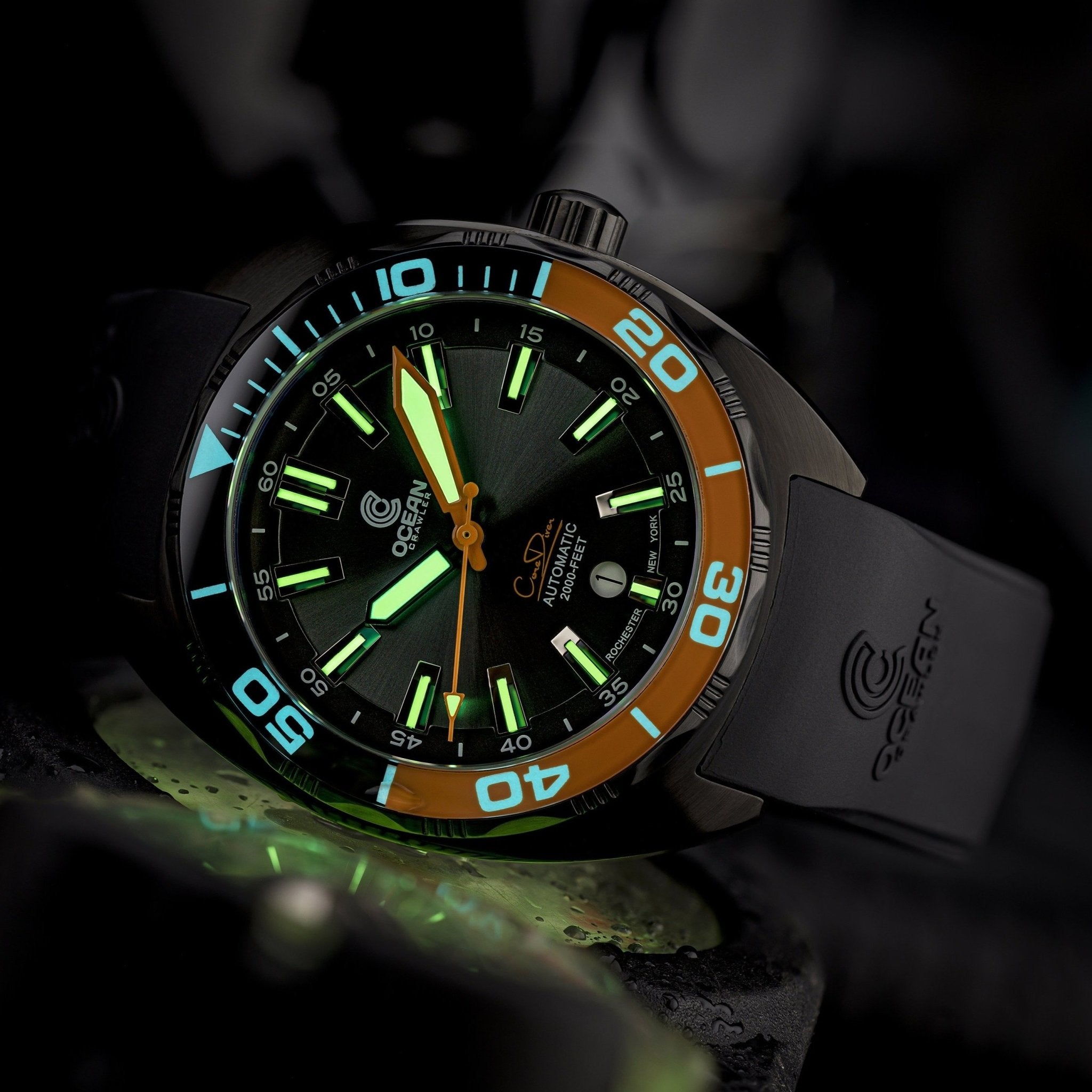 Ocean Crawler Core Diver - Black/Orange DLC thumbnail 3