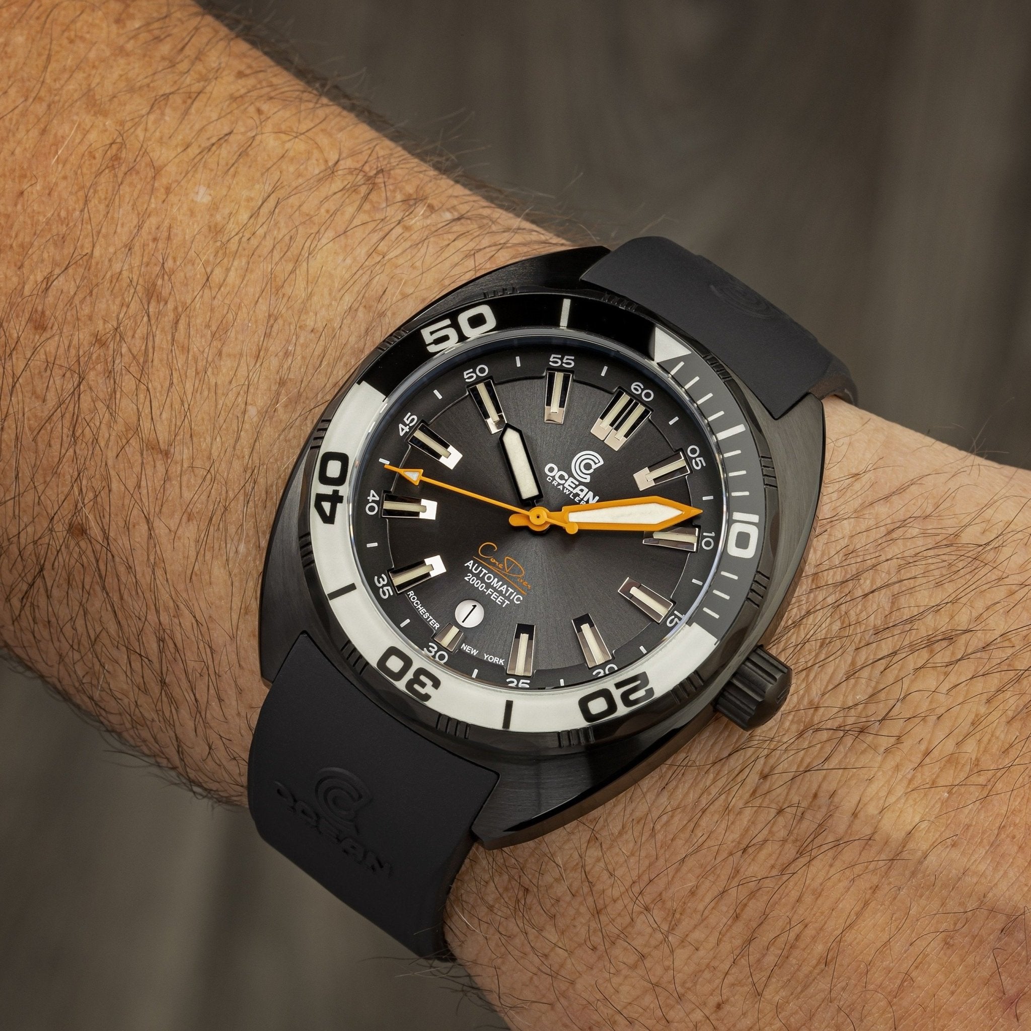 Ocean Crawler Core Diver - Black/White DLC thumbnail 5