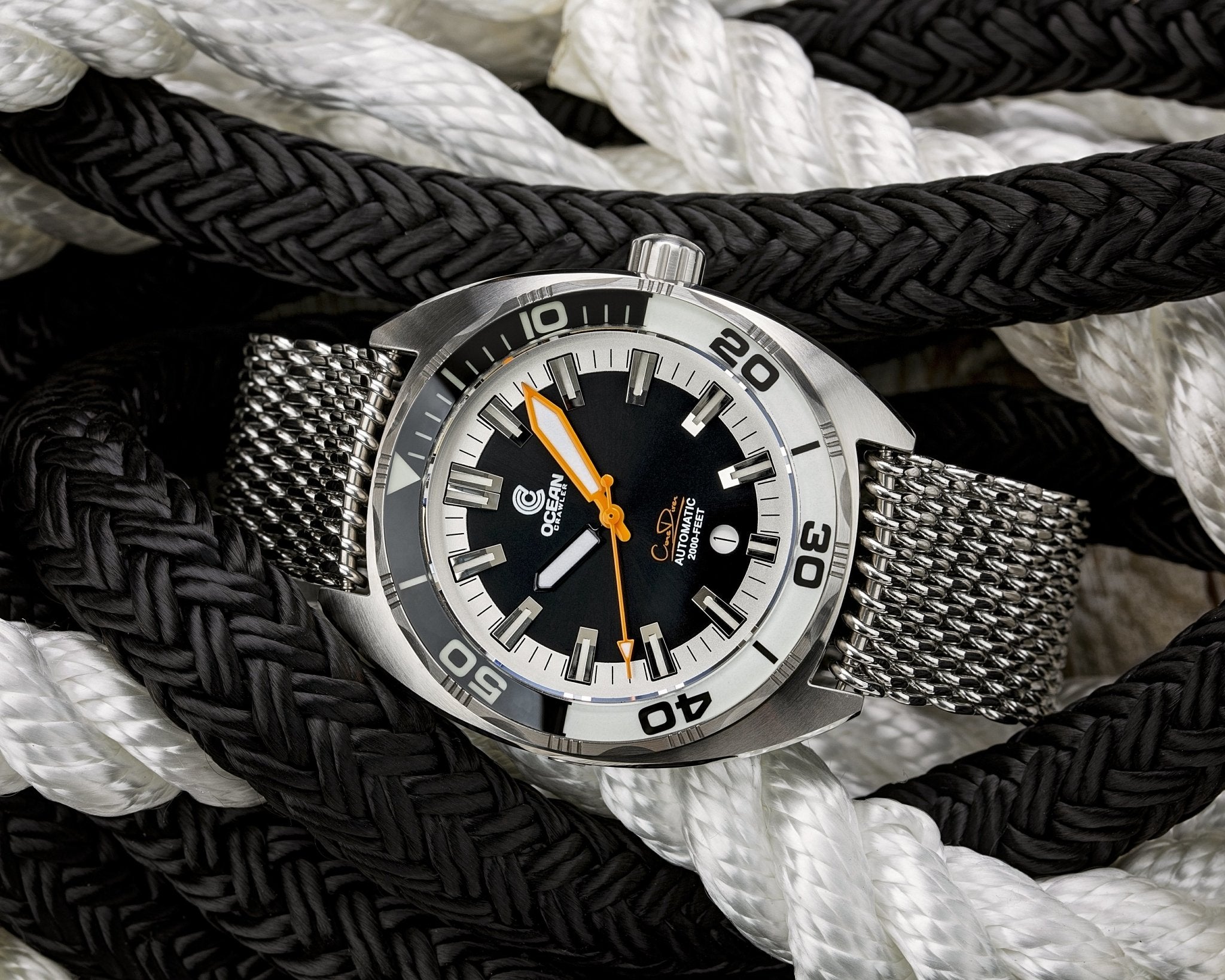 Ocean Crawler Core Diver Black/White Sample - Floor Model thumbnail 2