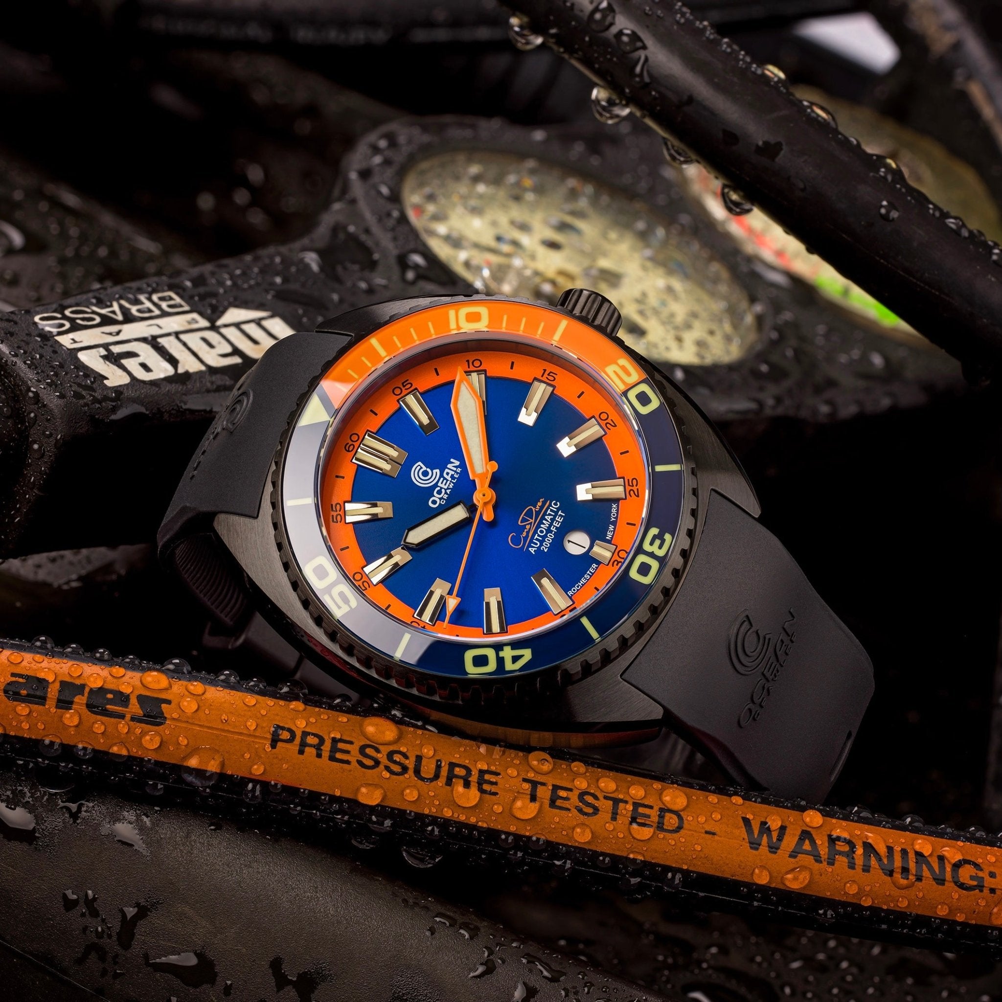 Ocean Crawler Core Diver - Blue/Orange DLC thumbnail 2