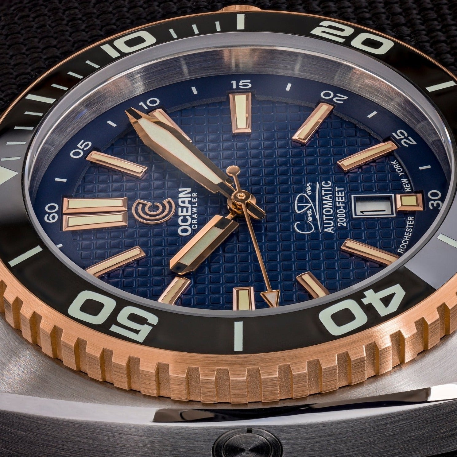 Ocean Crawler Core Diver - Solid 18K Red Gold Bezel thumbnail 3