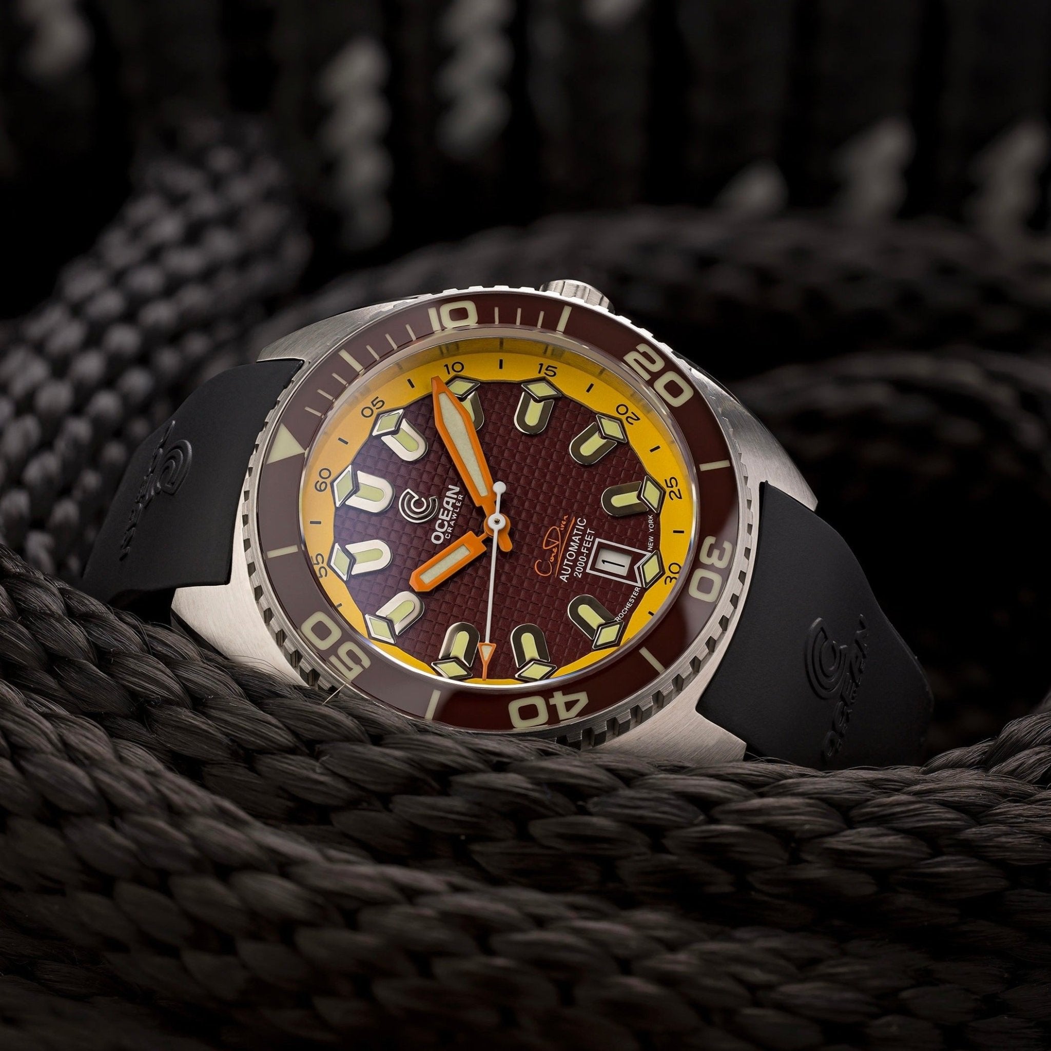Ocean Crawler Core Diver - Tapisserie dial - Markhamian/Yellow thumbnail 2