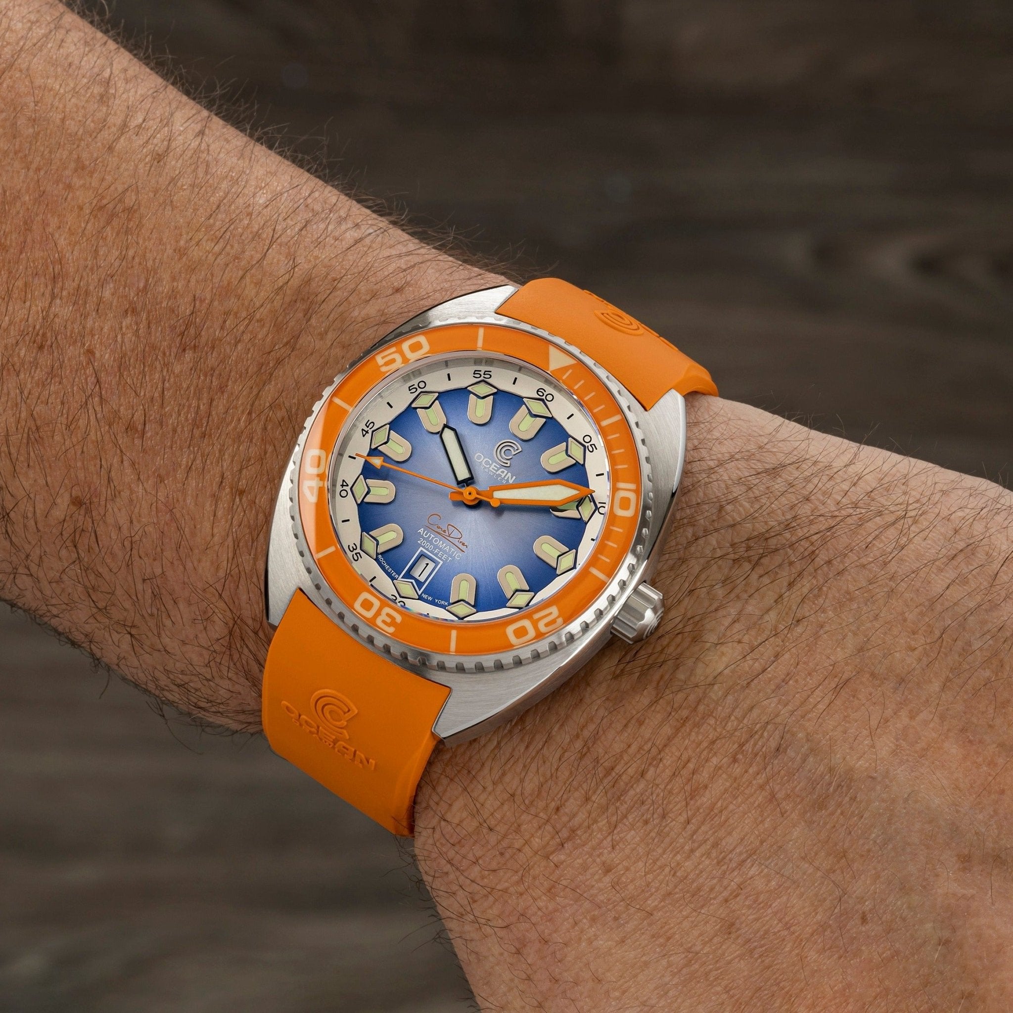 Ocean Crawler Core Diver V4 - Orange Bezel thumbnail 5