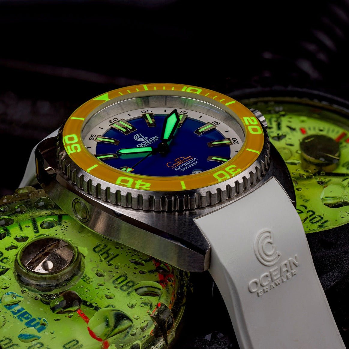 Ocean Crawler Core Diver - White/Yellow - Like new samples thumbnail 2