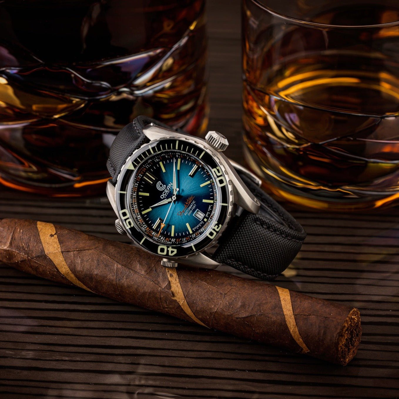 Ocean Crawler Navigator - Blue dial - Store sample thumbnail 2