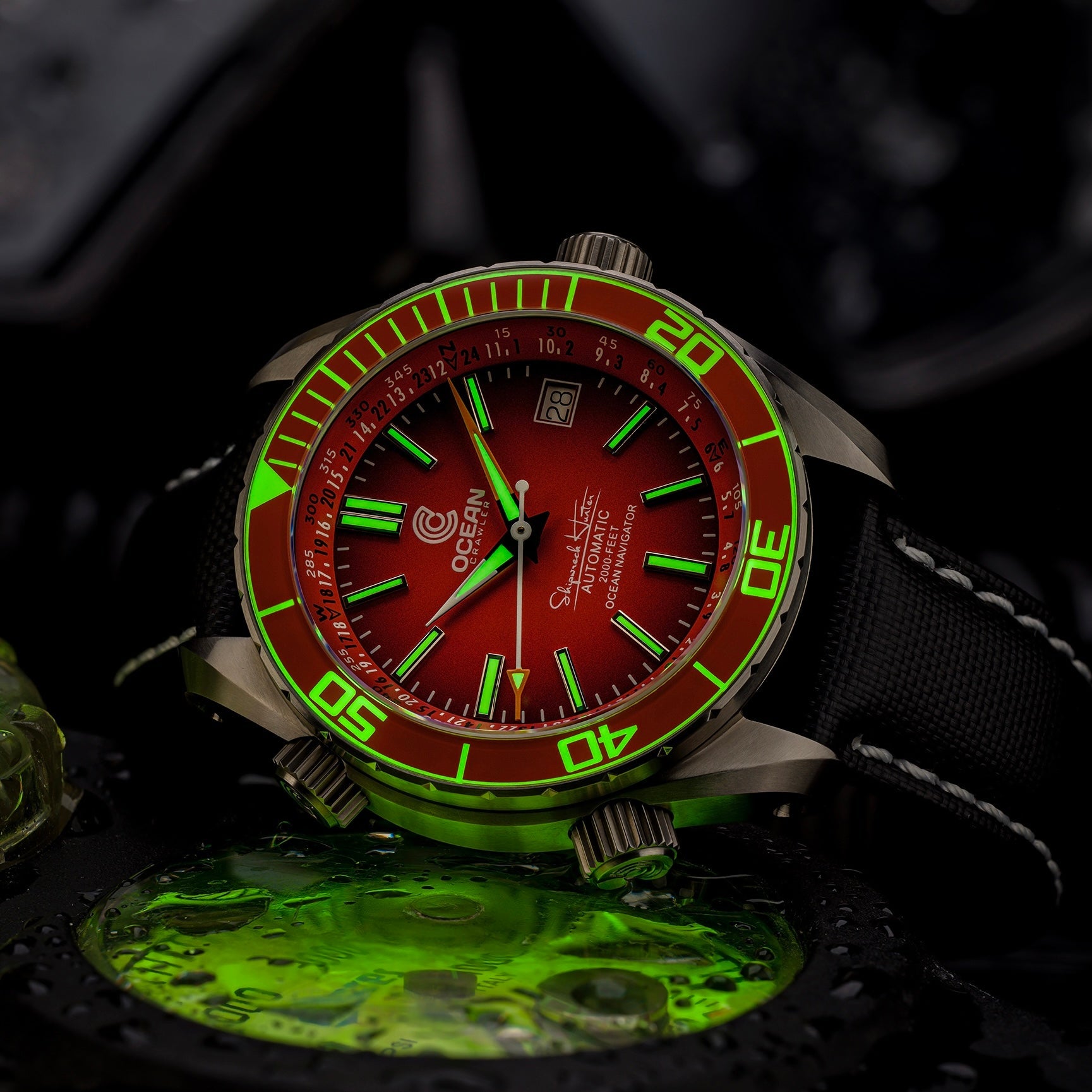 Ocean Navigator Red V3 – Limited Edition Titanium Automatic Dive Watch thumbnail 5