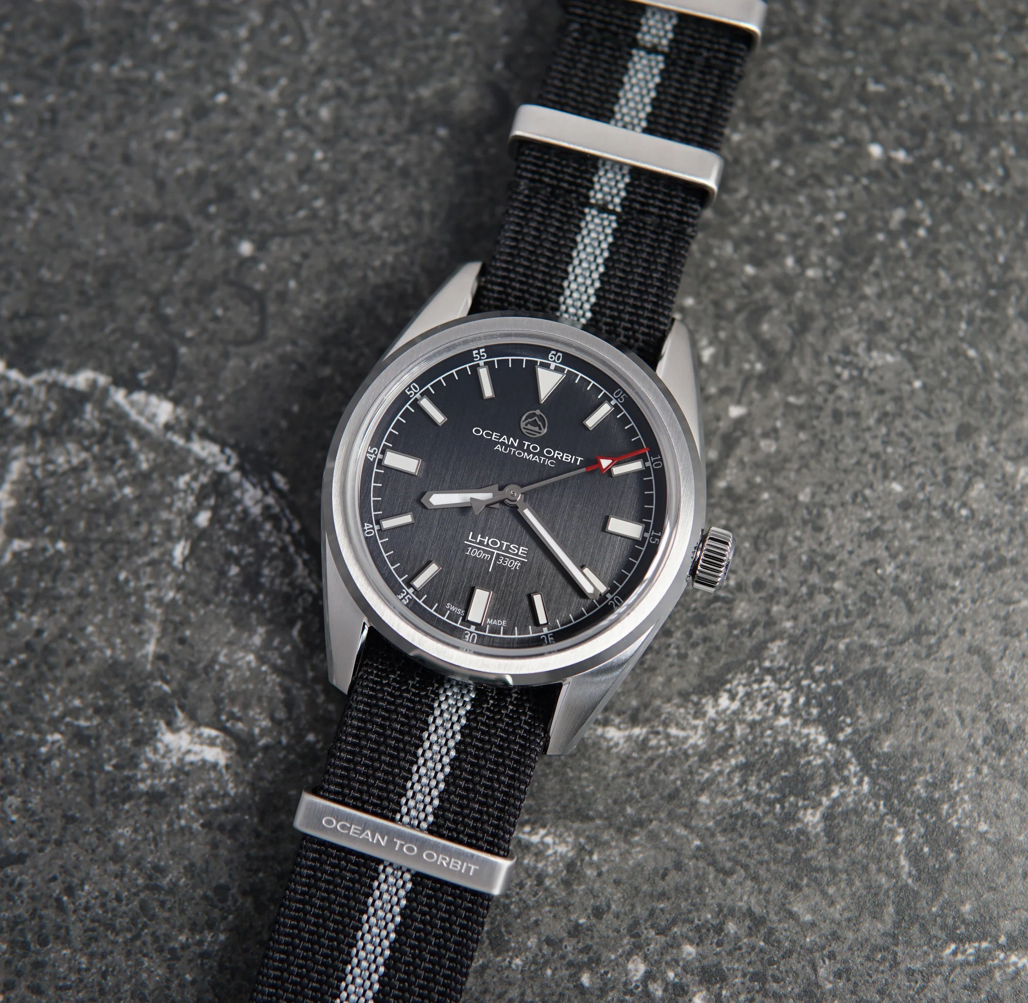 CLASSIC STEEL 38.5mm. Adventure Strap thumbnail 2