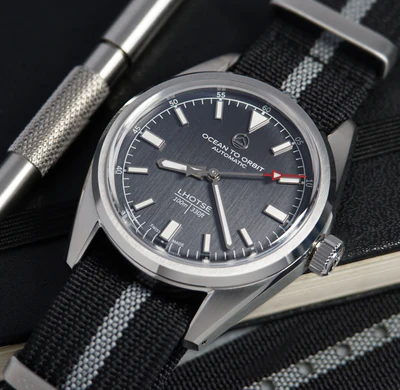 CLASSIC STEEL 38.5mm. Adventure Strap thumbnail 5