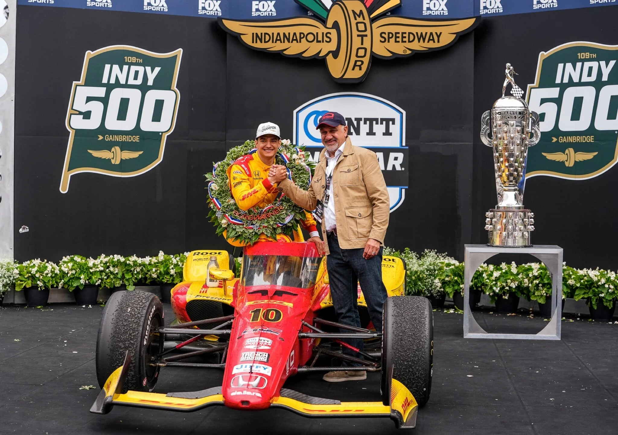 The Indianapolis® 109th Winners Chronograph thumbnail 2