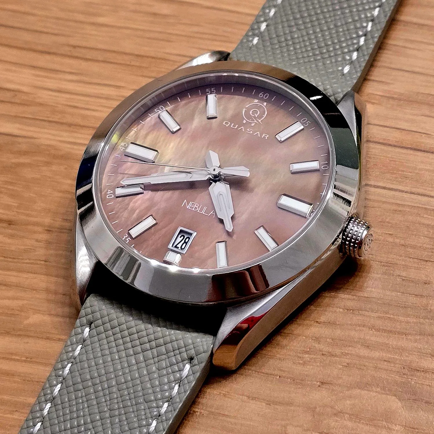 NEBULA Automatic Gold Mother of Pearl thumbnail 2
