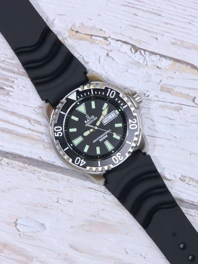 Ratio FreeDiver Black Dial PU Strap Quartz 48HA90-12-BLK 500M Mens Watch thumbnail 2