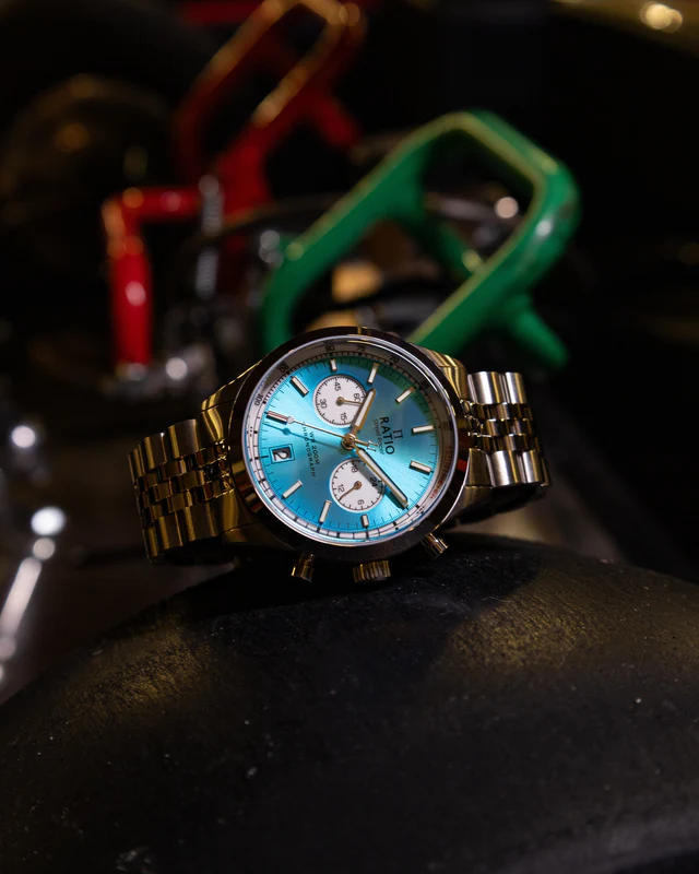 Ratio Street Racer Chronograph RTC018 200M Sunray Blue Reverse Panda Dial Limited Edition Watch thumbnail 2